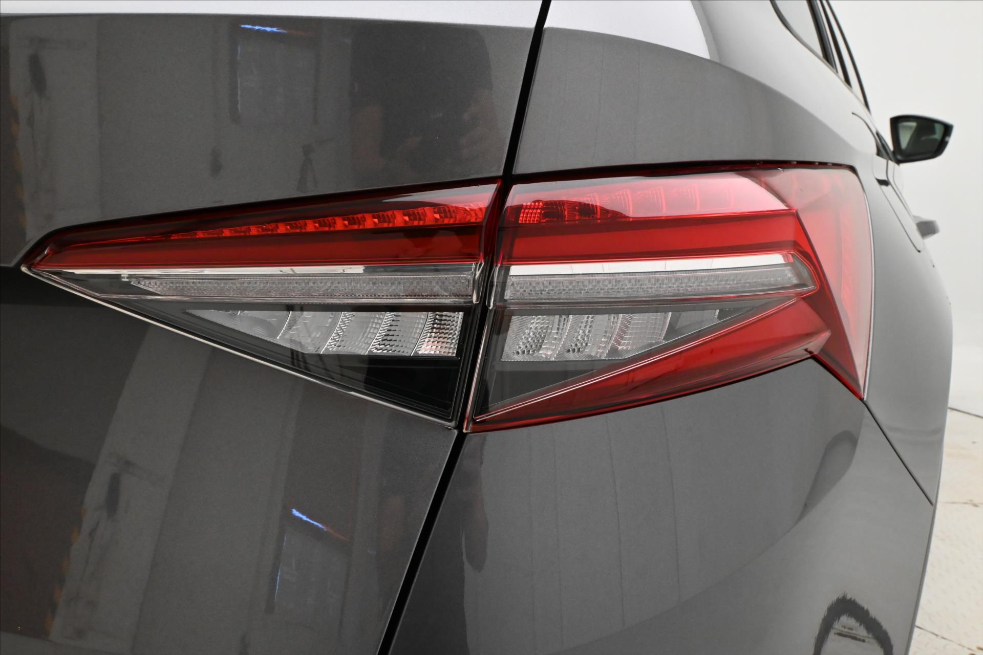 Main photo of the car Skoda Kodiaq 2,0 TDI 110 kW DSG TAŽNÉ ZAŘÍZENÍ Záruka až 5 let (30)