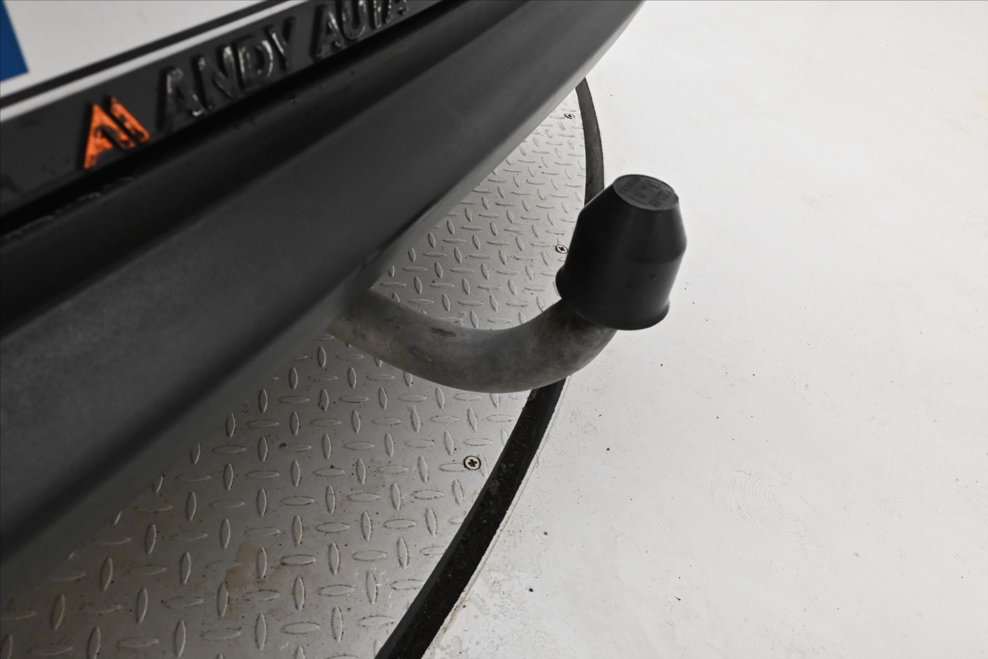Main photo of the car Peugeot 3008 1.6 HDI 88 kW AT towable Warranty up to 5 years (27)
