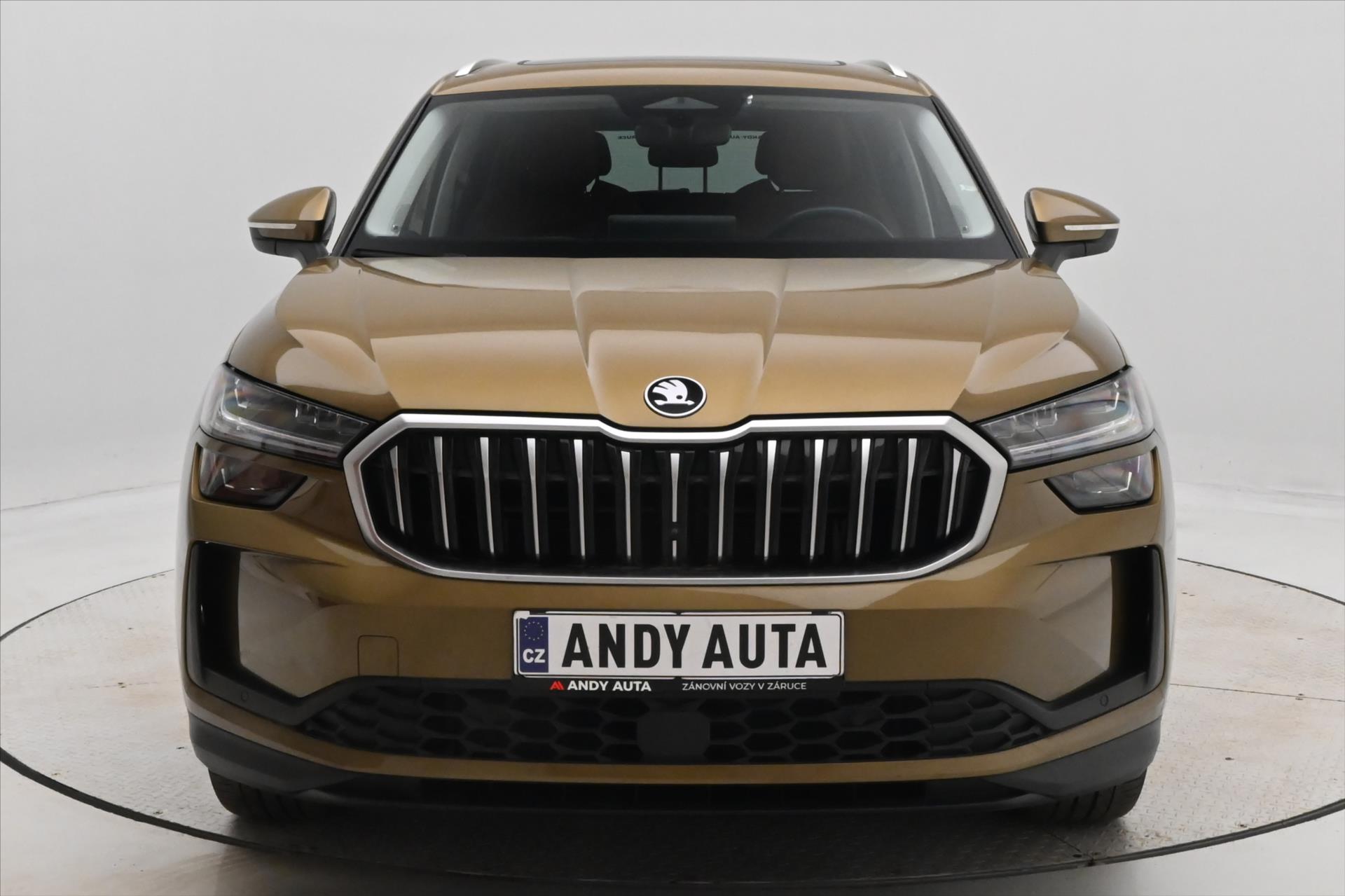 Hlavní fotografie vozu Škoda Kodiaq 2,0 TDI 110kW DSG Selection 7 míst Záruka až 5 let (2)