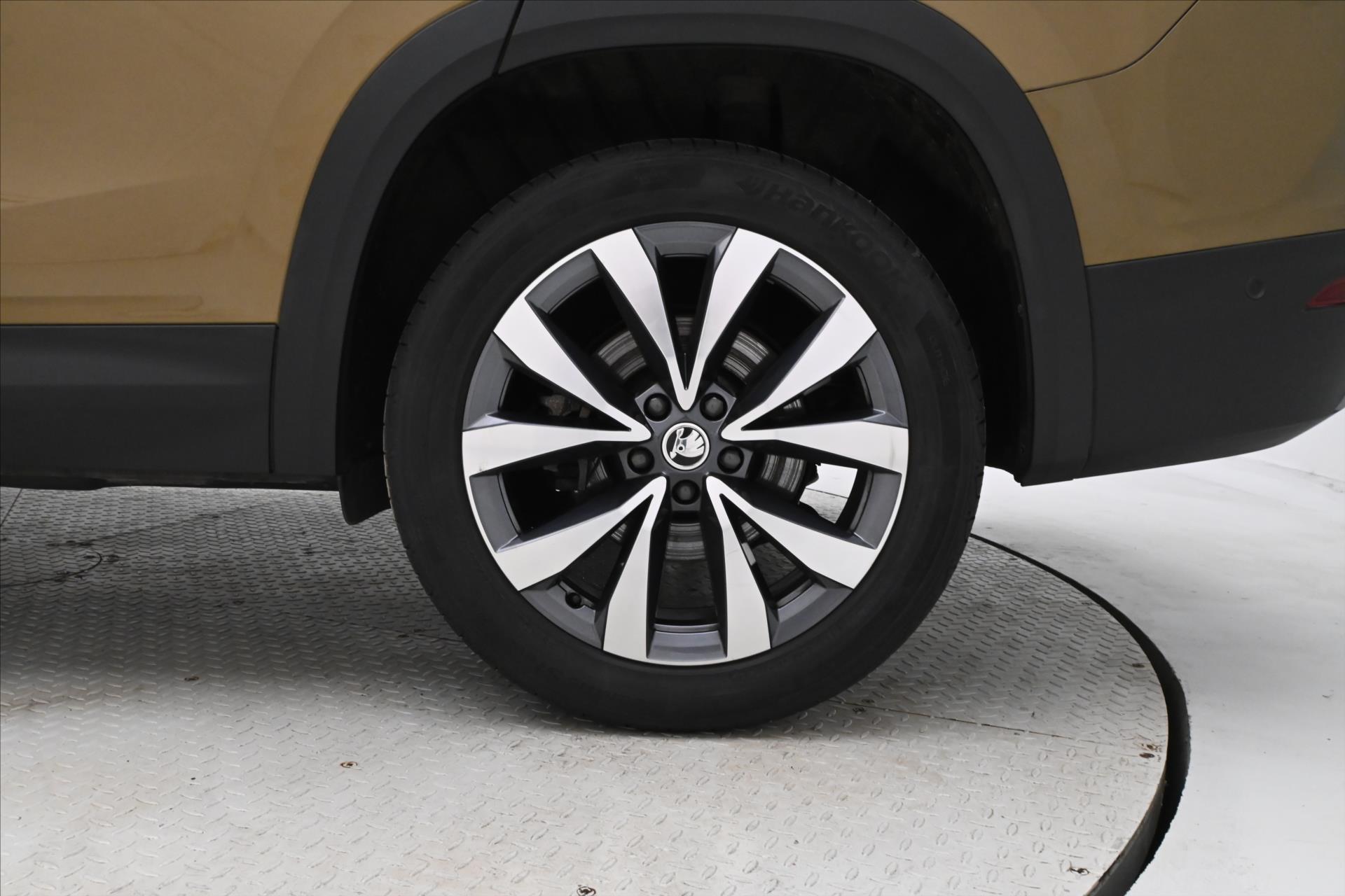 Hlavní fotografie vozu Škoda Kodiaq 2,0 TDI 110kW DSG Selection 7 míst Záruka až 5 let (35)
