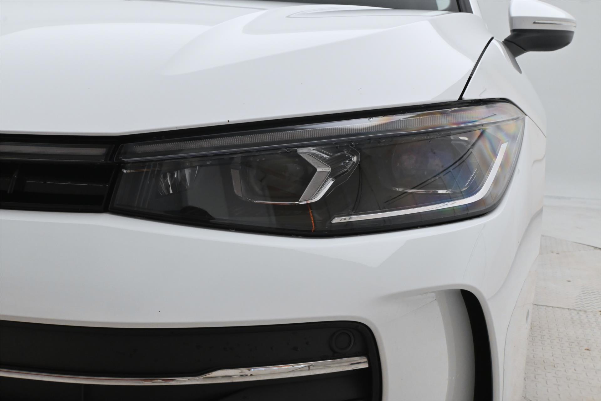 Main photo of the car Volkswagen Passat 2.0 TDI 110 kW DSG Business Warranty up to 5 years (31)
