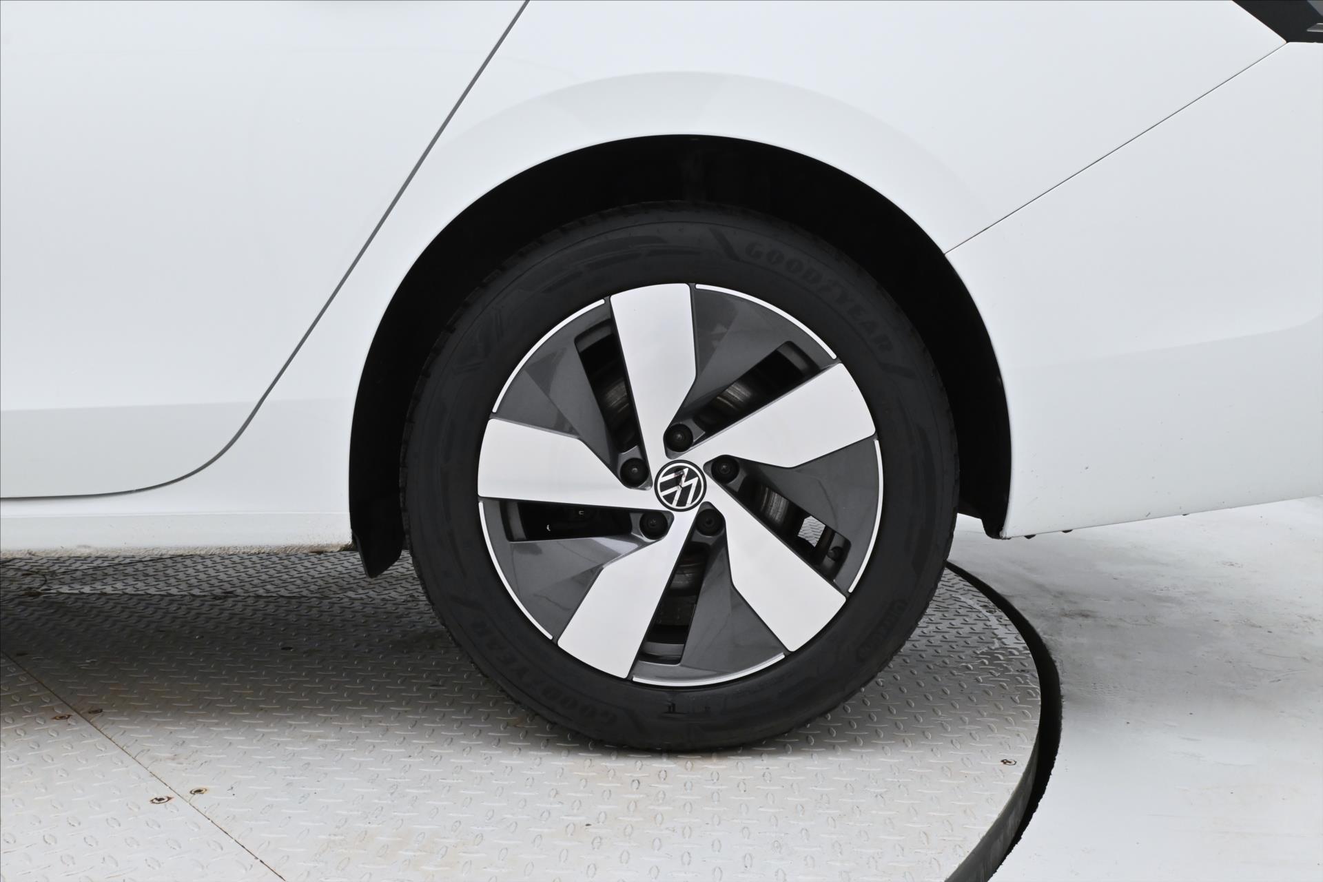 Main photo of the car Volkswagen Passat 2.0 TDI 110 kW DSG Business Warranty up to 5 years (33)