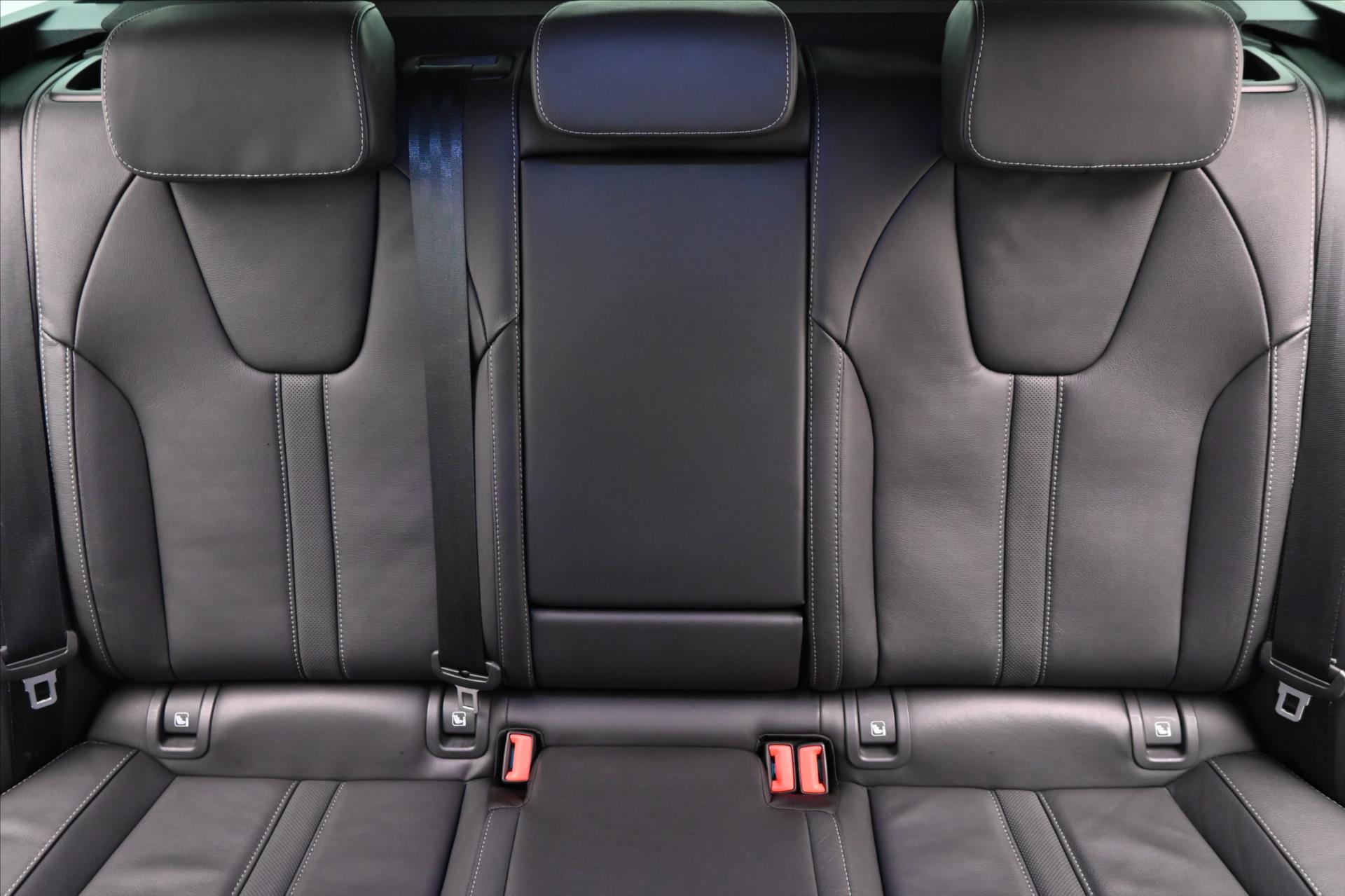 Hlavní fotografie vozu Škoda Octavia 2,0 TDI 110kW Style Záruka až 5 let (27)