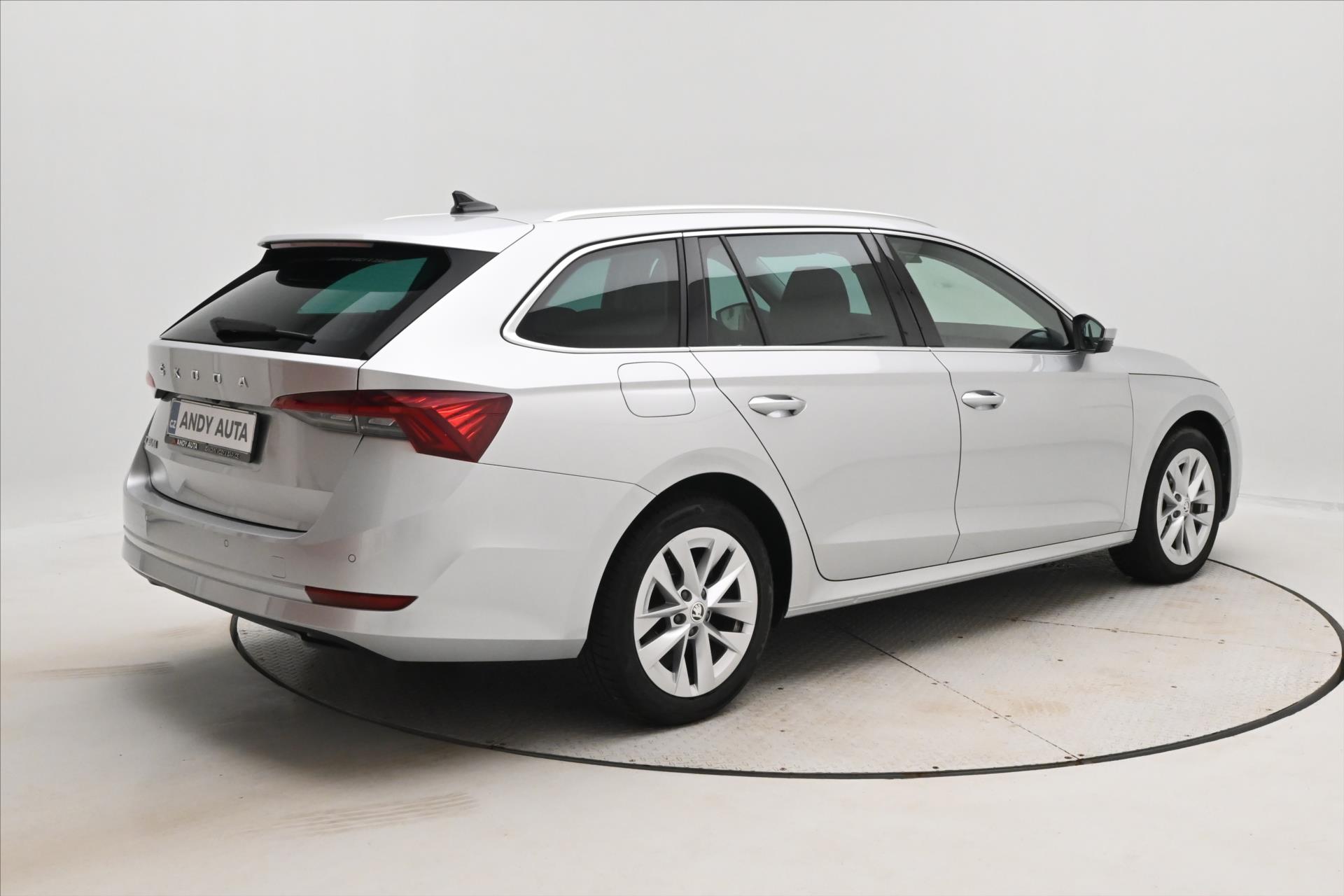 Hlavní fotografie vozu Škoda Octavia 2,0 TDI 110kW Style Záruka až 5 let (5)