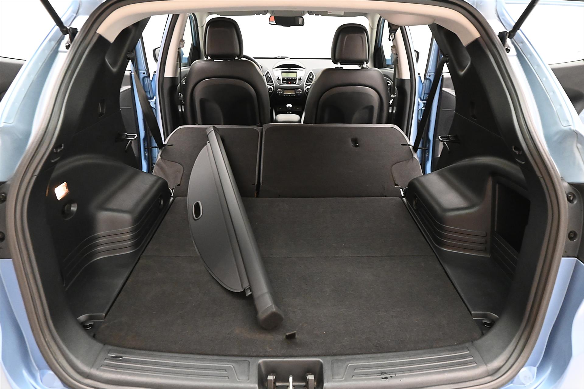 Hlavní fotografie vozu Hyundai ix35 1,7 CRDi 85 kW Tažné Výhřev sedaček (11)