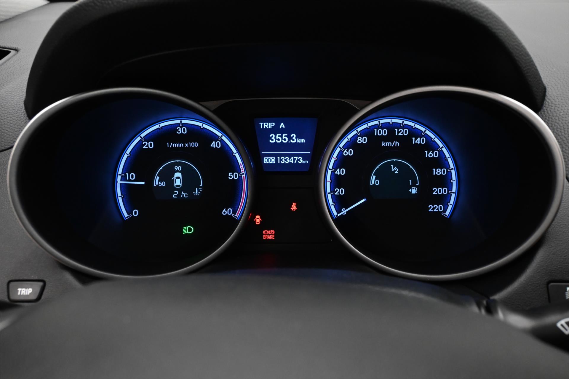 Hlavní fotografie vozu Hyundai ix35 1,7 CRDi 85 kW Tažné Výhřev sedaček (16)
