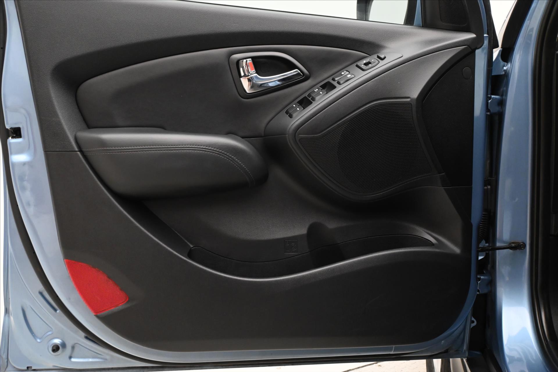 Hlavní fotografie vozu Hyundai ix35 1,7 CRDi 85 kW Tažné Výhřev sedaček (24)