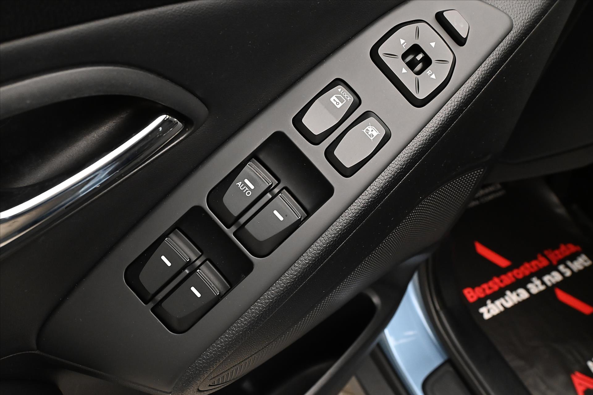 Hlavní fotografie vozu Hyundai ix35 1,7 CRDi 85 kW Tažné Záruka (25)