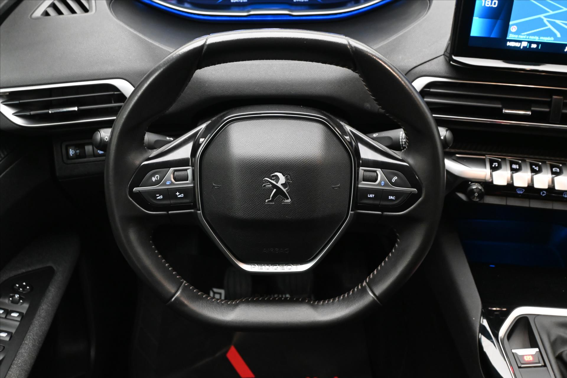 Hlavní fotografie vozu Peugeot 3008 1,5 HDI 96 kW Active Záruka až 5 let (18)