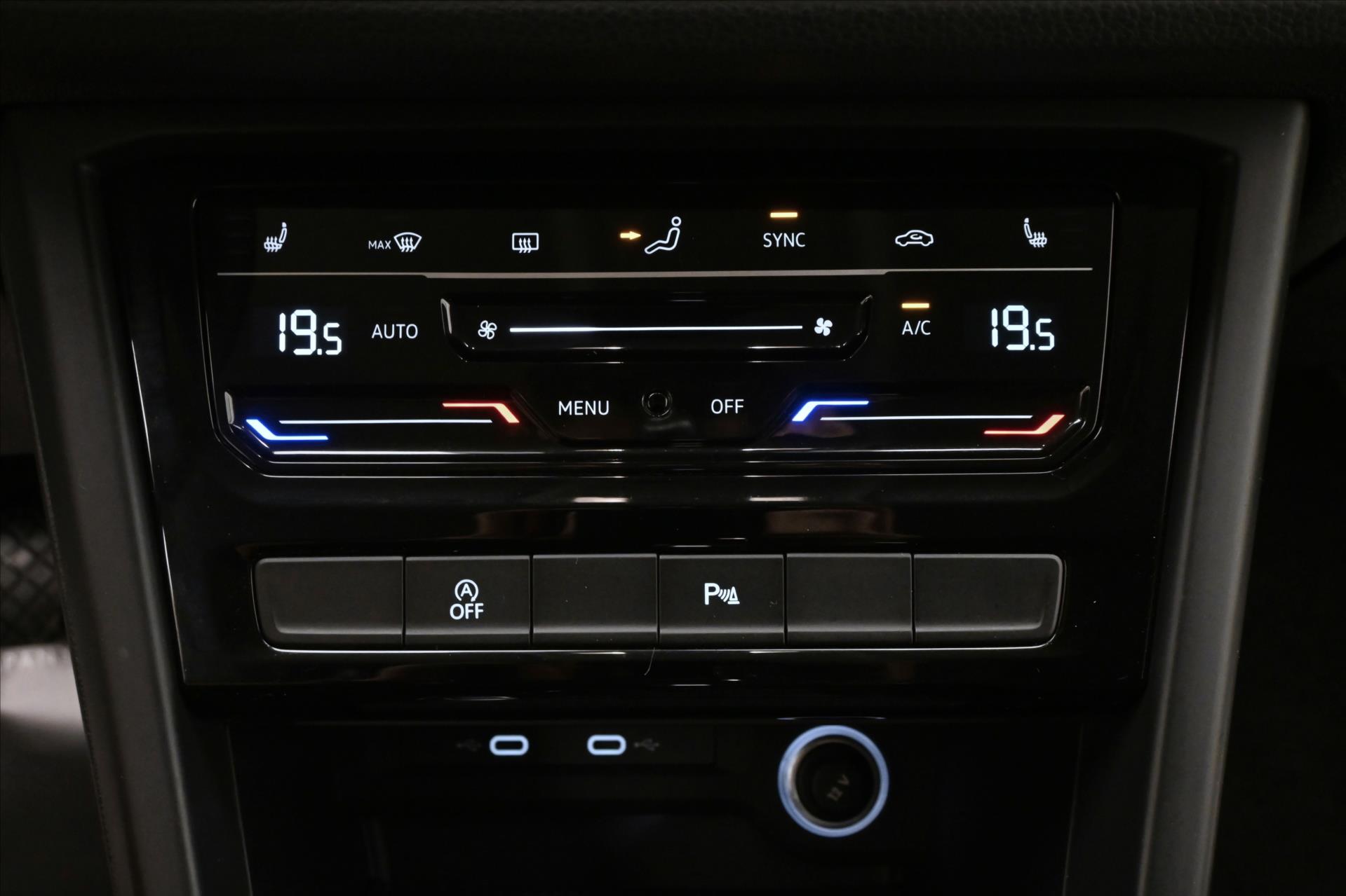Main photo of the car Volkswagen Touran 2,0 TDI 110kW DSG Comfortline Záruka až 5 let (21)