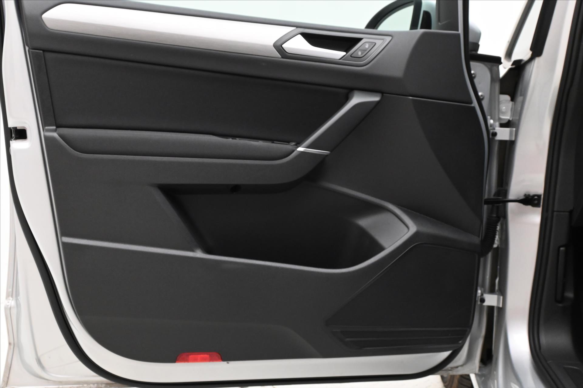Main photo of the car Volkswagen Touran 2,0 TDI 110kW DSG Comfortline Záruka až 5 let (25)