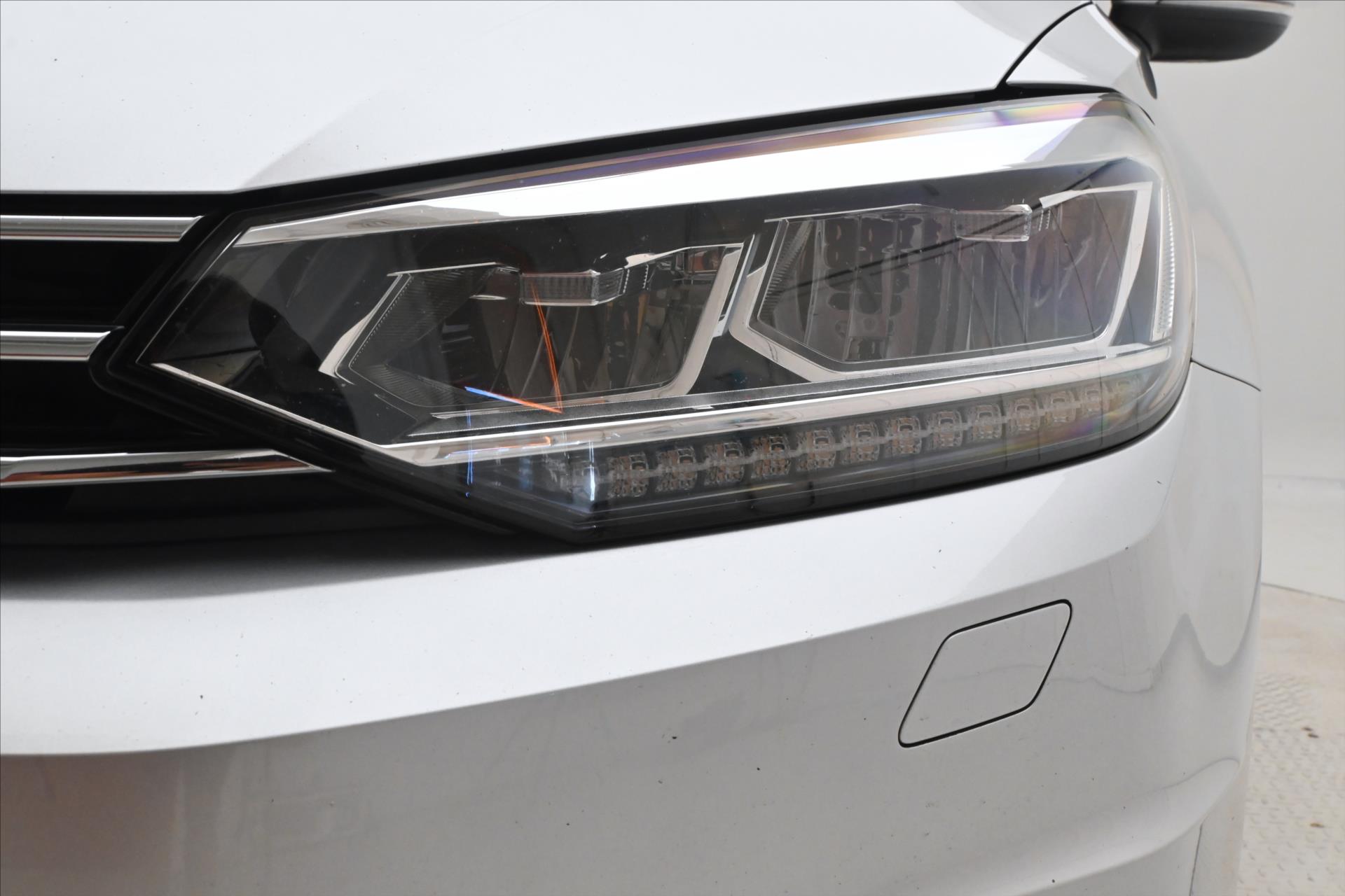 Main photo of the car Volkswagen Touran 2,0 TDI 110kW DSG Comfortline Záruka až 5 let (30)