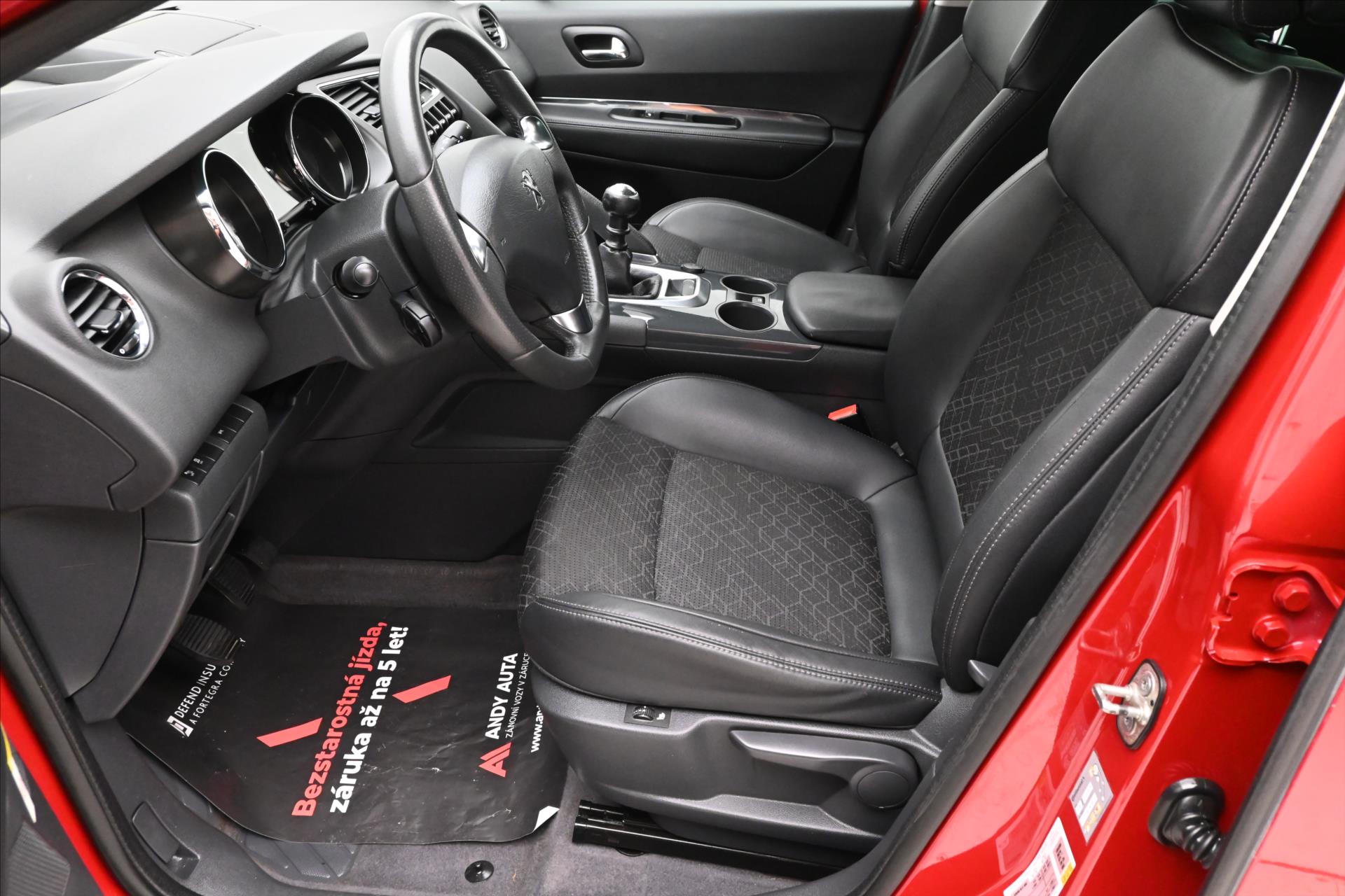 Main photo of the car Peugeot 3008 1.6 HDI 84 kW Manual (13)