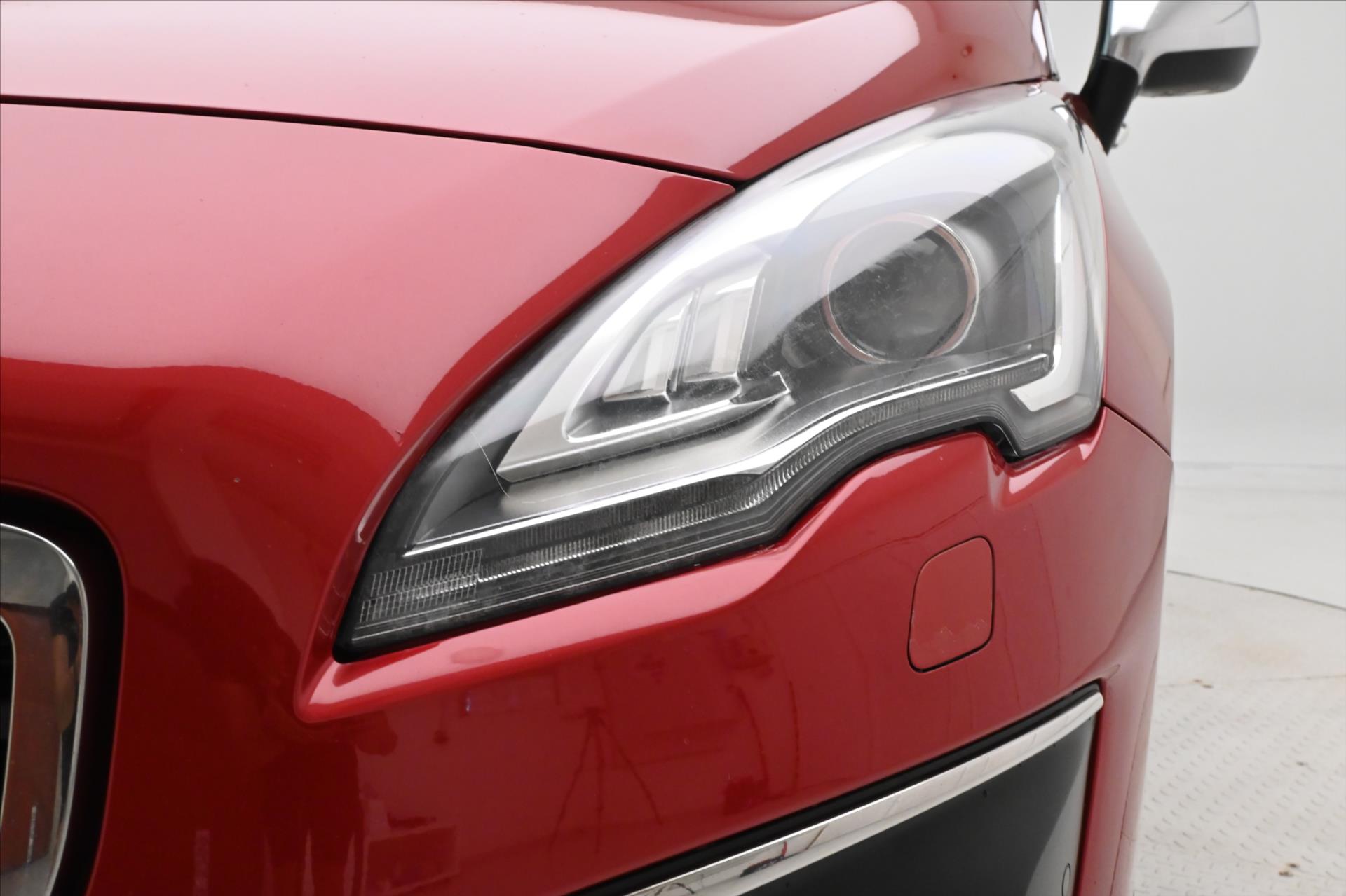 Main photo of the car Peugeot 3008 1.6 HDI 84 kW Manual (28)