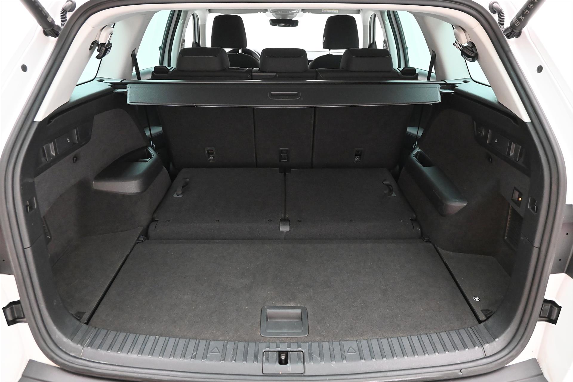 Hlavní fotografie vozu Škoda Kodiaq 2,0 TDI 110kW DSG Ambitiion Záruka až 5 let (11)