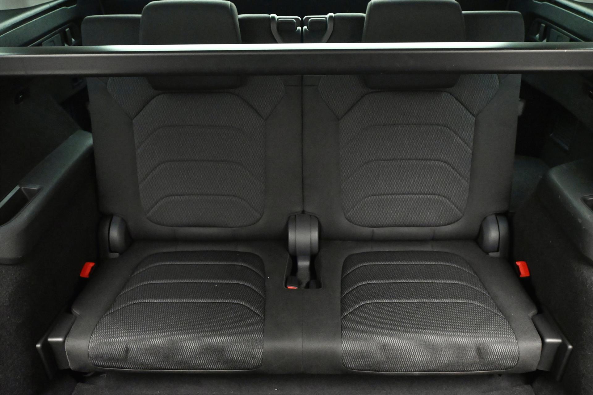 Hlavní fotografie vozu Škoda Kodiaq 2,0 TDI 110kW DSG Ambitiion Záruka až 5 let (30)