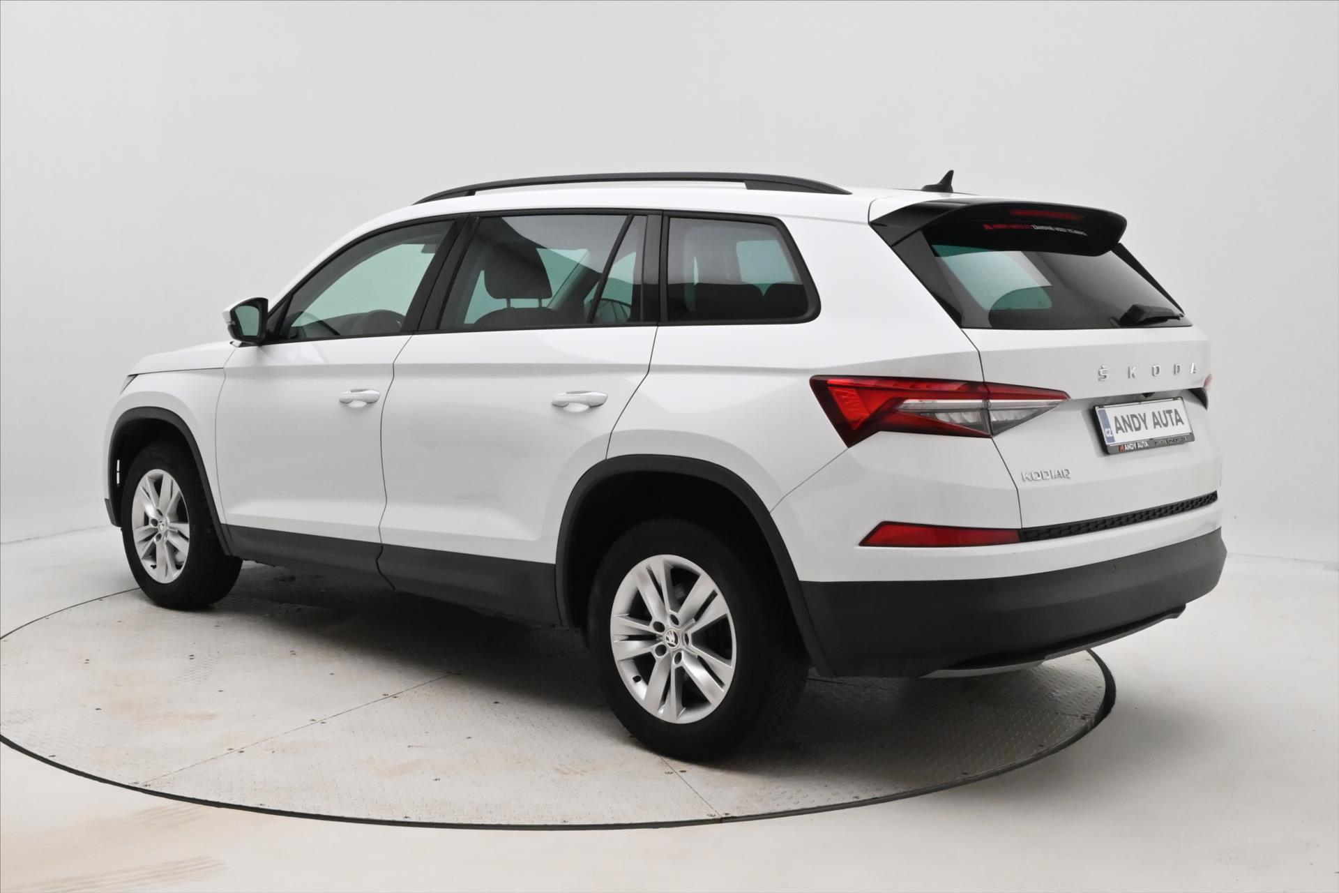 Hlavní fotografie vozu Škoda Kodiaq 2,0 TDI 110kW DSG Ambitiion Záruka až 5 let (7)