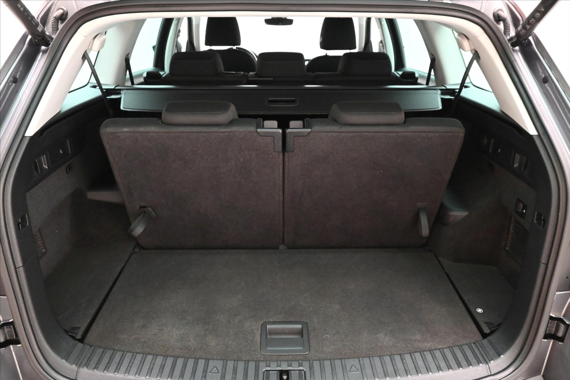 Main photo of the car Skoda Kodiaq 2,0 TDI 110 kW DSG 7MÍST Záruka až 5 let (10)