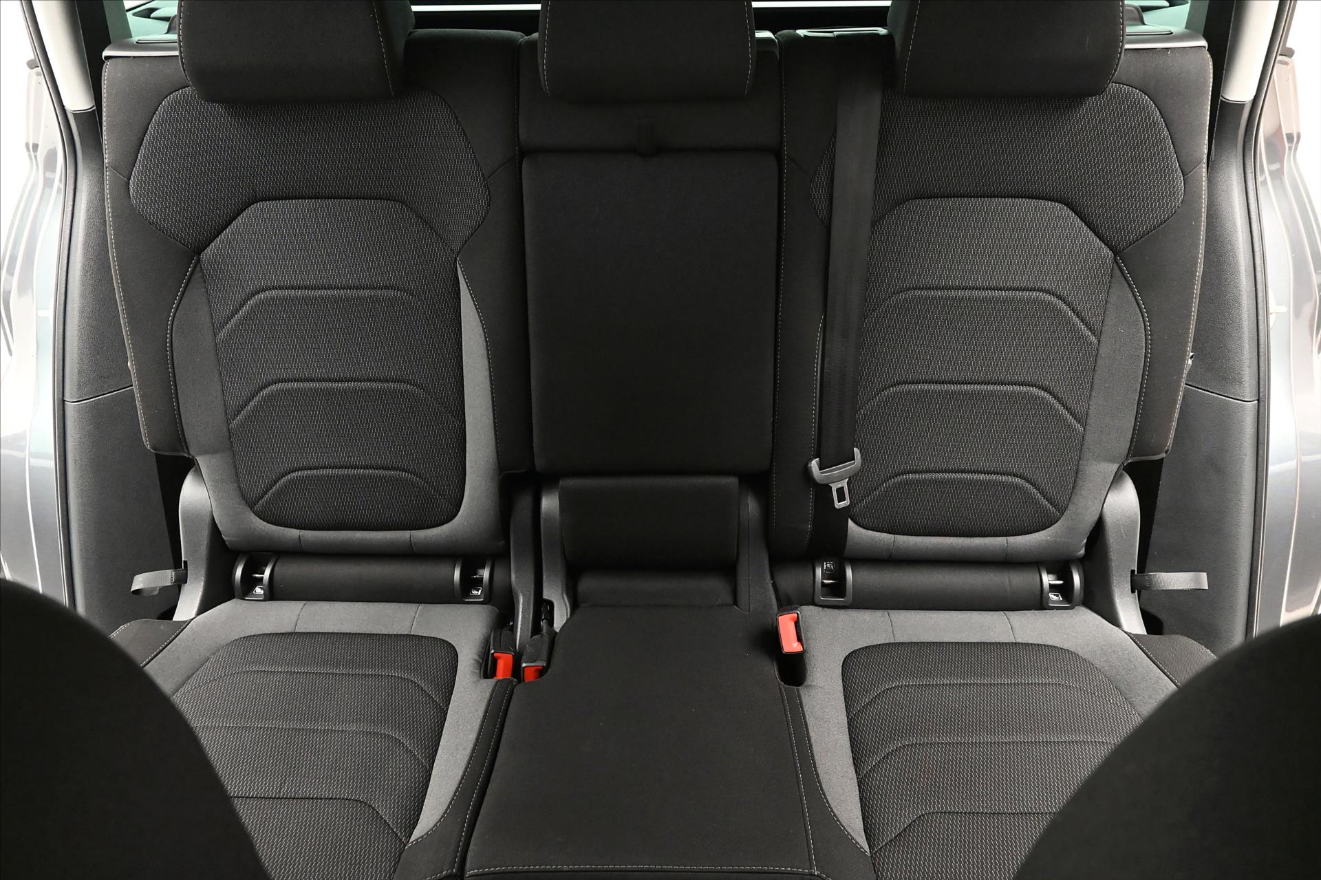 Main photo of the car Skoda Kodiaq 2,0 TDI 110 kW DSG 7MÍST Záruka až 5 let (29)