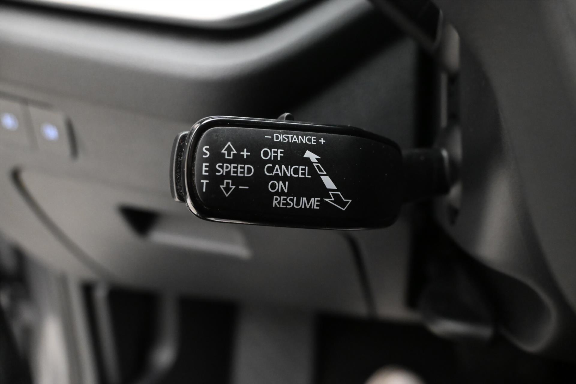 Main photo of the car Skoda Octavia 2.0 TDI 110 kW DSG Style Warranty up to 5 years (23)