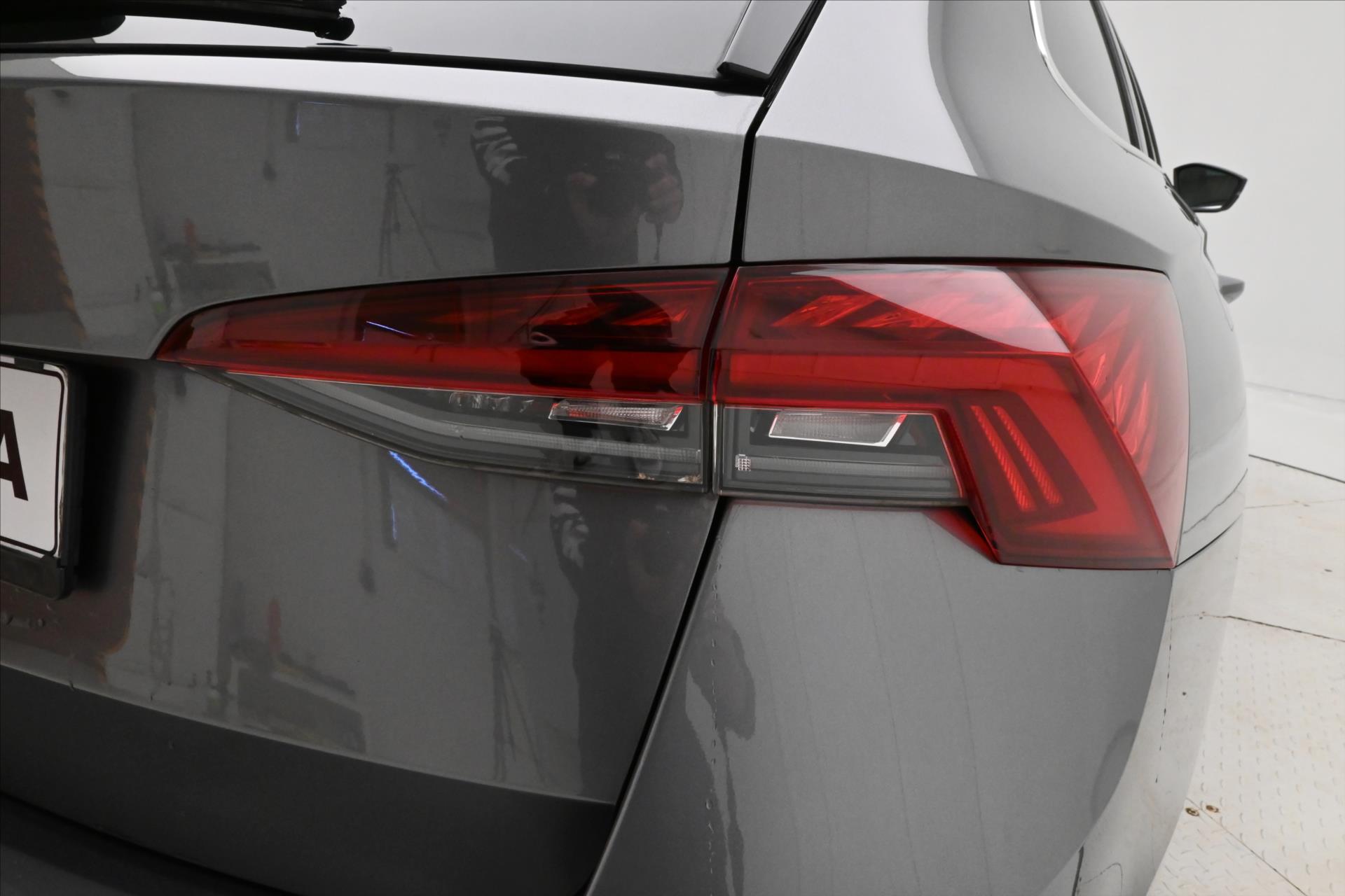 Main photo of the car Skoda Octavia 2.0 TDI 110 kW DSG Style Warranty up to 5 years (29)