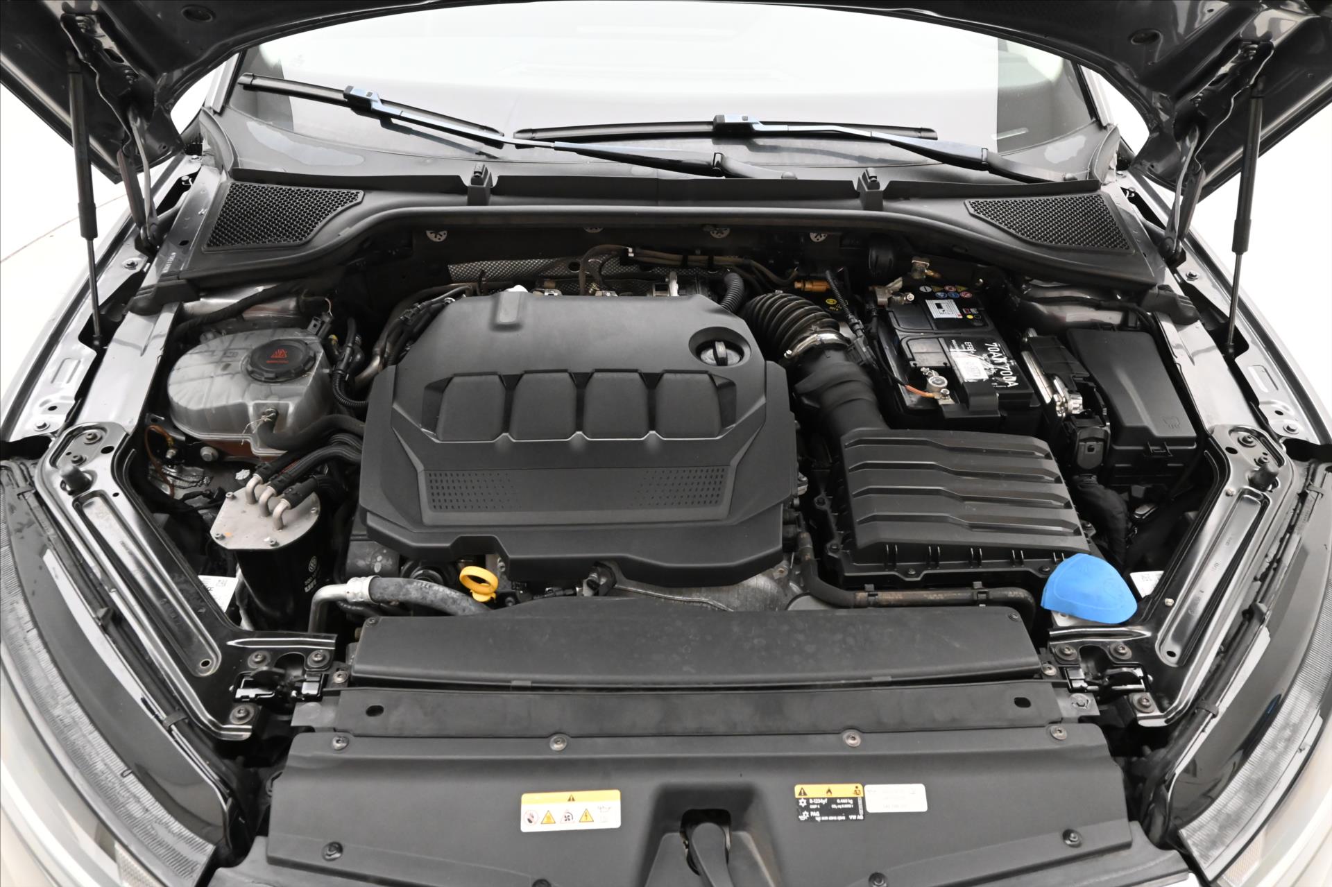 Main photo of the car Skoda Octavia 2.0 TDI 110 kW DSG Style Warranty up to 5 years (9)