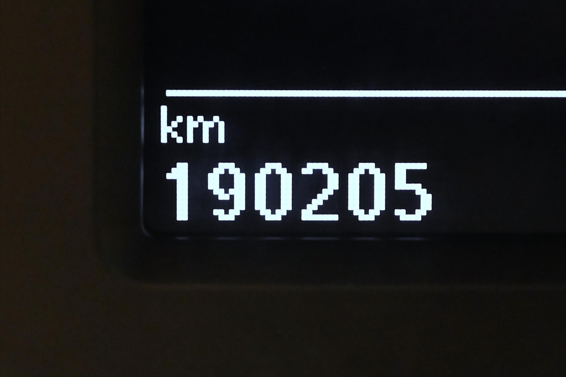 Hlavní fotografie vozu Volkswagen Sharan 2,0 TDI 110 kW DSG 7MÍST Záruka až 5 let (18)
