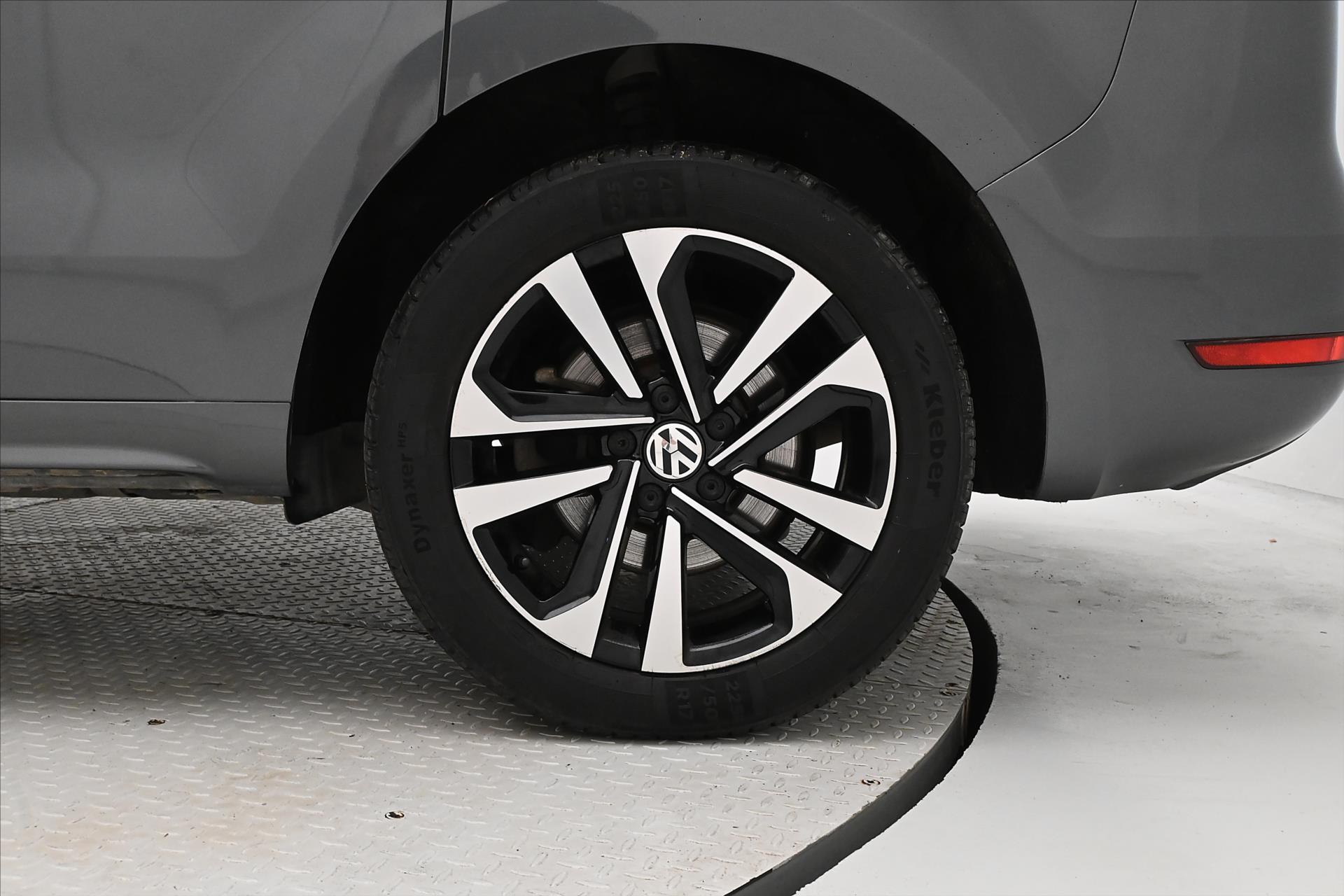 Hlavní fotografie vozu Volkswagen Sharan 2,0 TDI 110 kW DSG 7MÍST Záruka až 5 let (32)