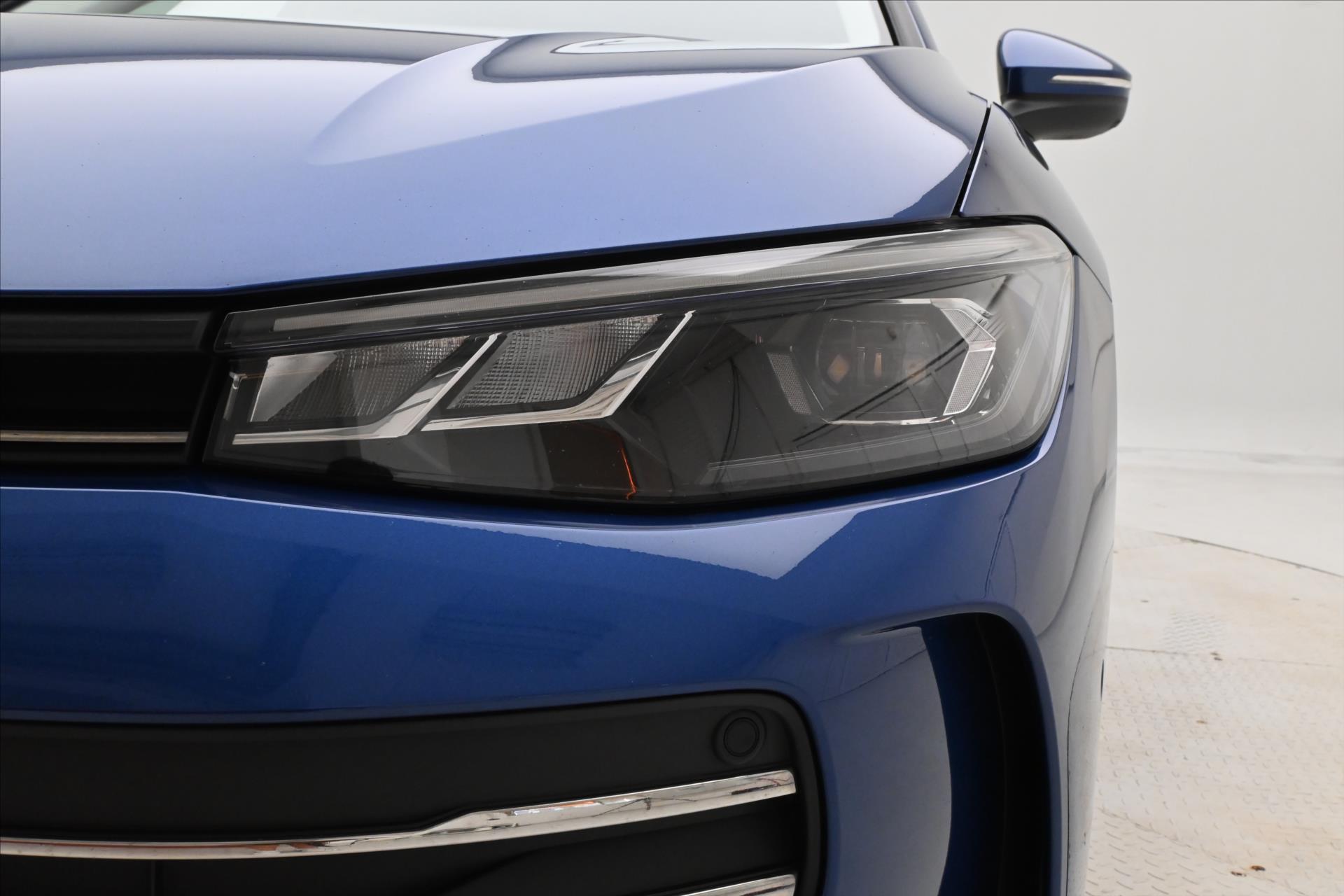 Main photo of the car Volkswagen Passat 2.0 TDI 110 kW DSG Business Warranty up to 5 years (31)