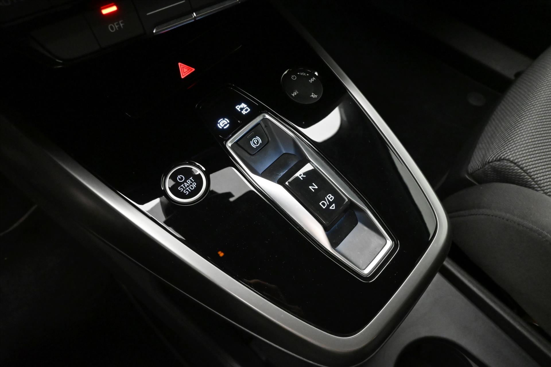 Hlavní fotografie vozu Audi Q4 40 e-tron 150kW 82kWh SOH 92% Záruka až 3 roky (22)