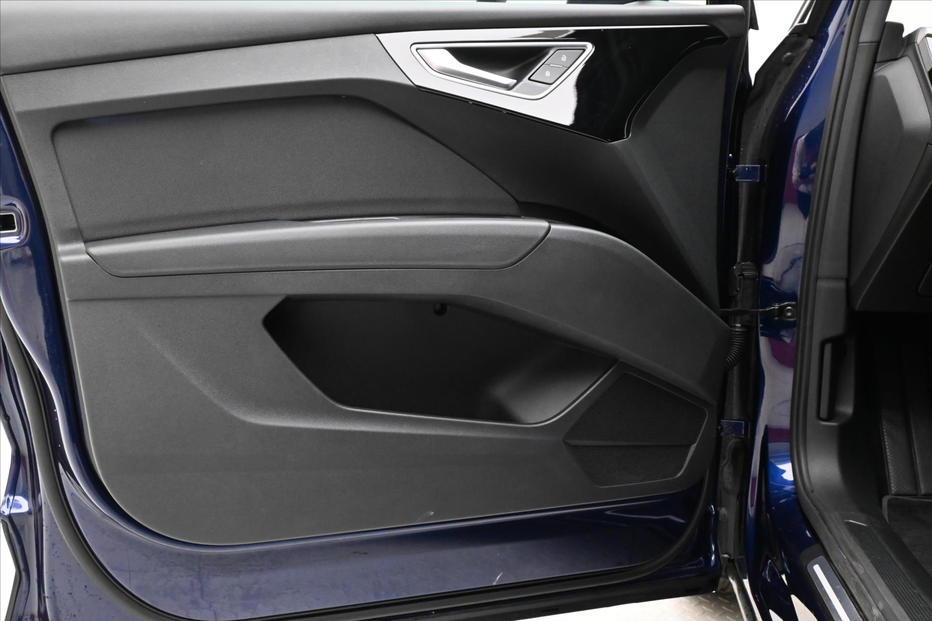 Hlavní fotografie vozu Audi Q4 40 e-tron 150kW 82kWh SOH 92% Záruka až 3 roky (24)