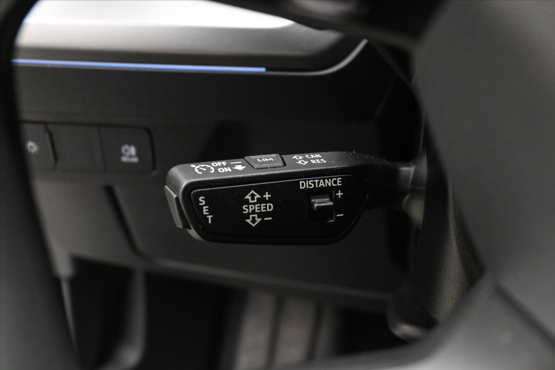 Hlavní fotografie vozu Audi Q4 40 e-tron 150kW 82kWh Záruka až 3 roky (20)