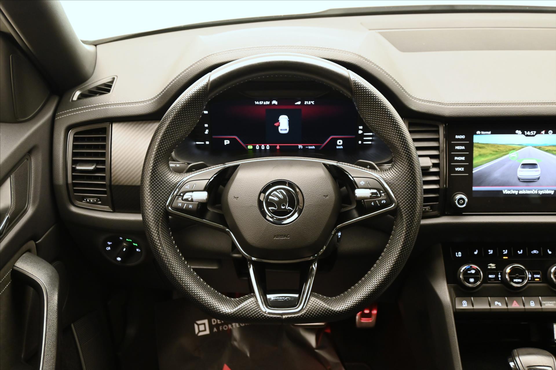 Hlavní fotografie vozu Škoda Kodiaq 2,0 TDI 147kW DSG 4x4 Sport LINE Záruka až 5 let (18)