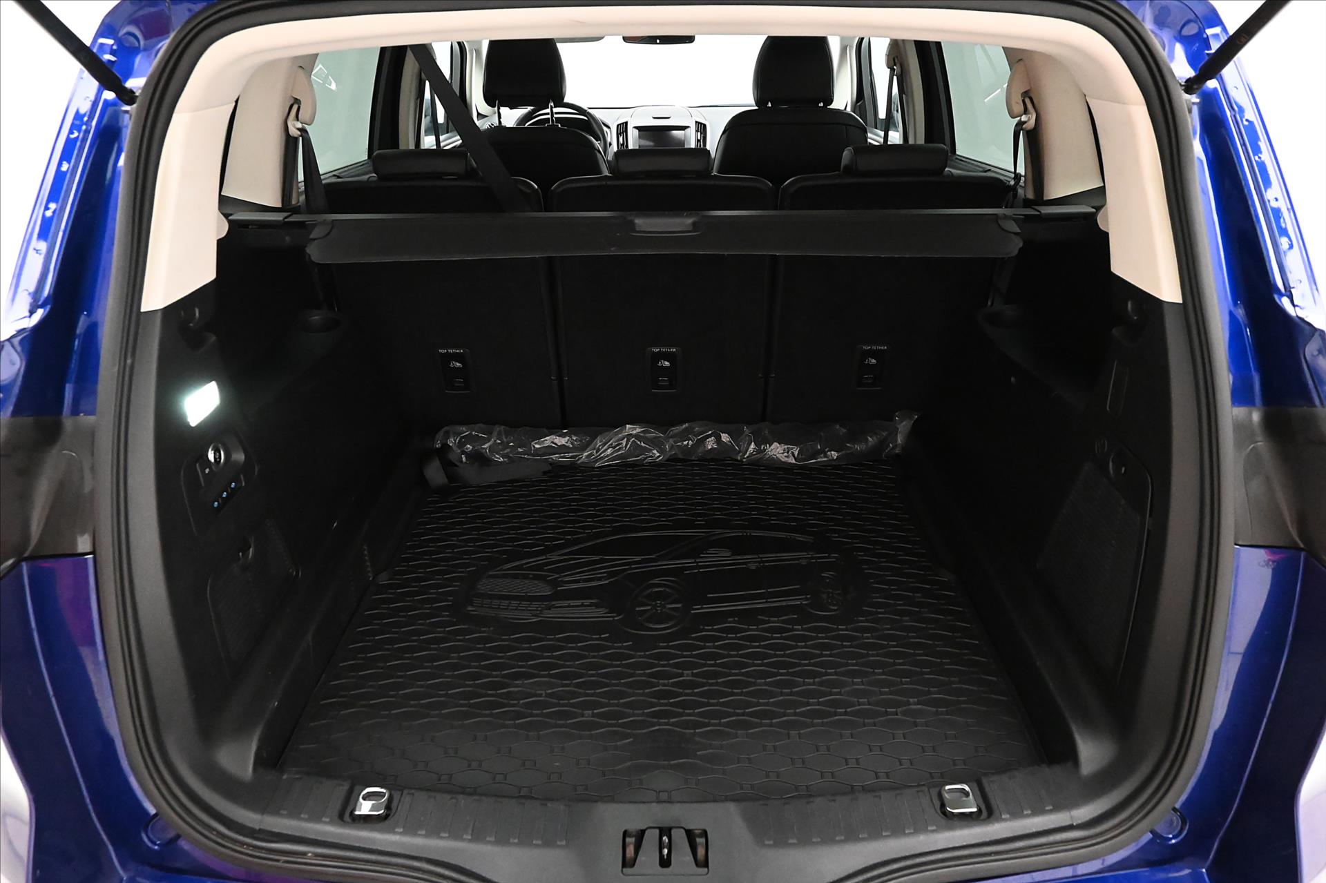 Hlavní fotografie vozu Ford S-MAX 2,0 TDCi 132 kW Záruka až 5 let (11)