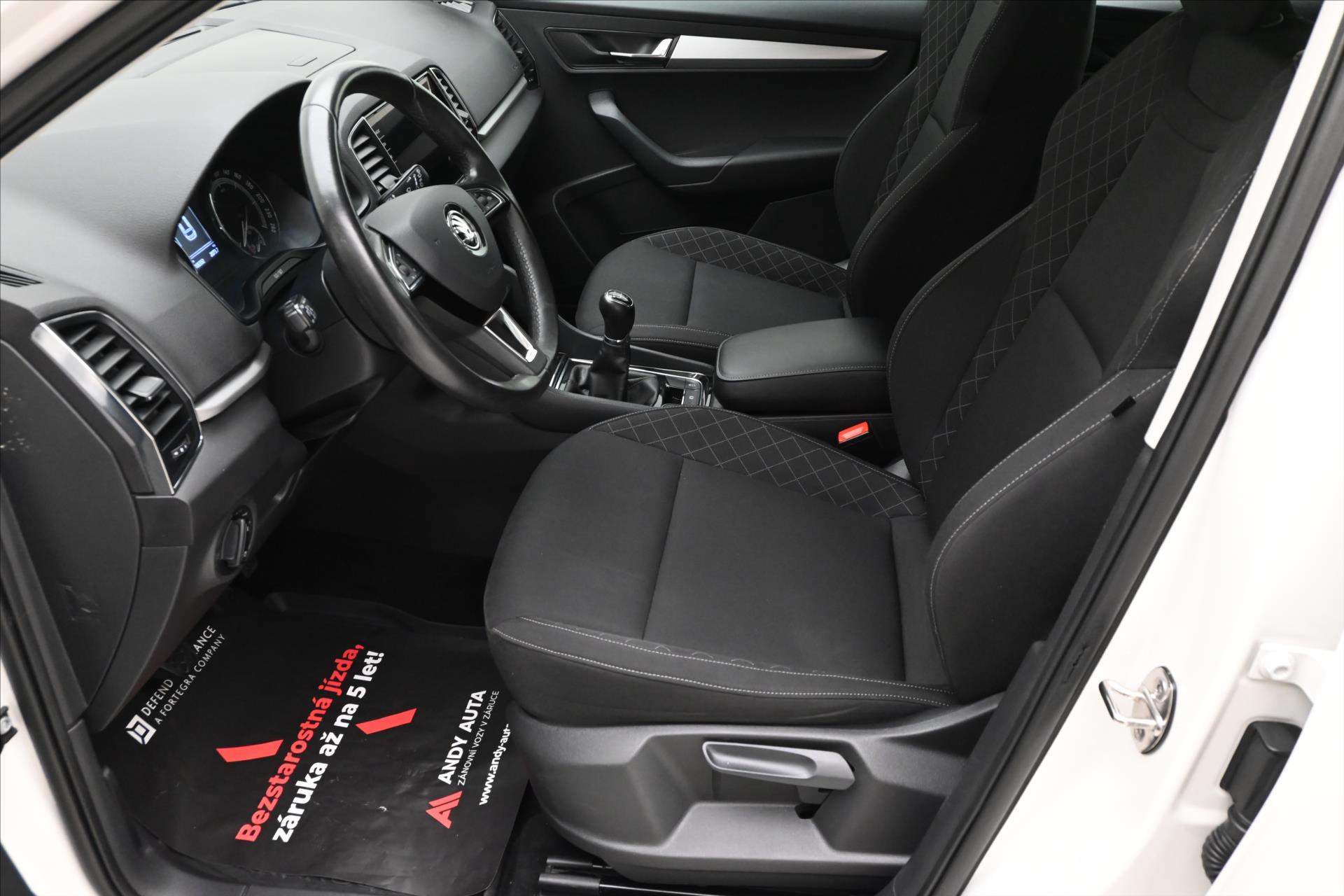 Main photo of the car Skoda Karoq 1.5 TSI 110 kW Ambition Towing Warranty up to 5 years (13)