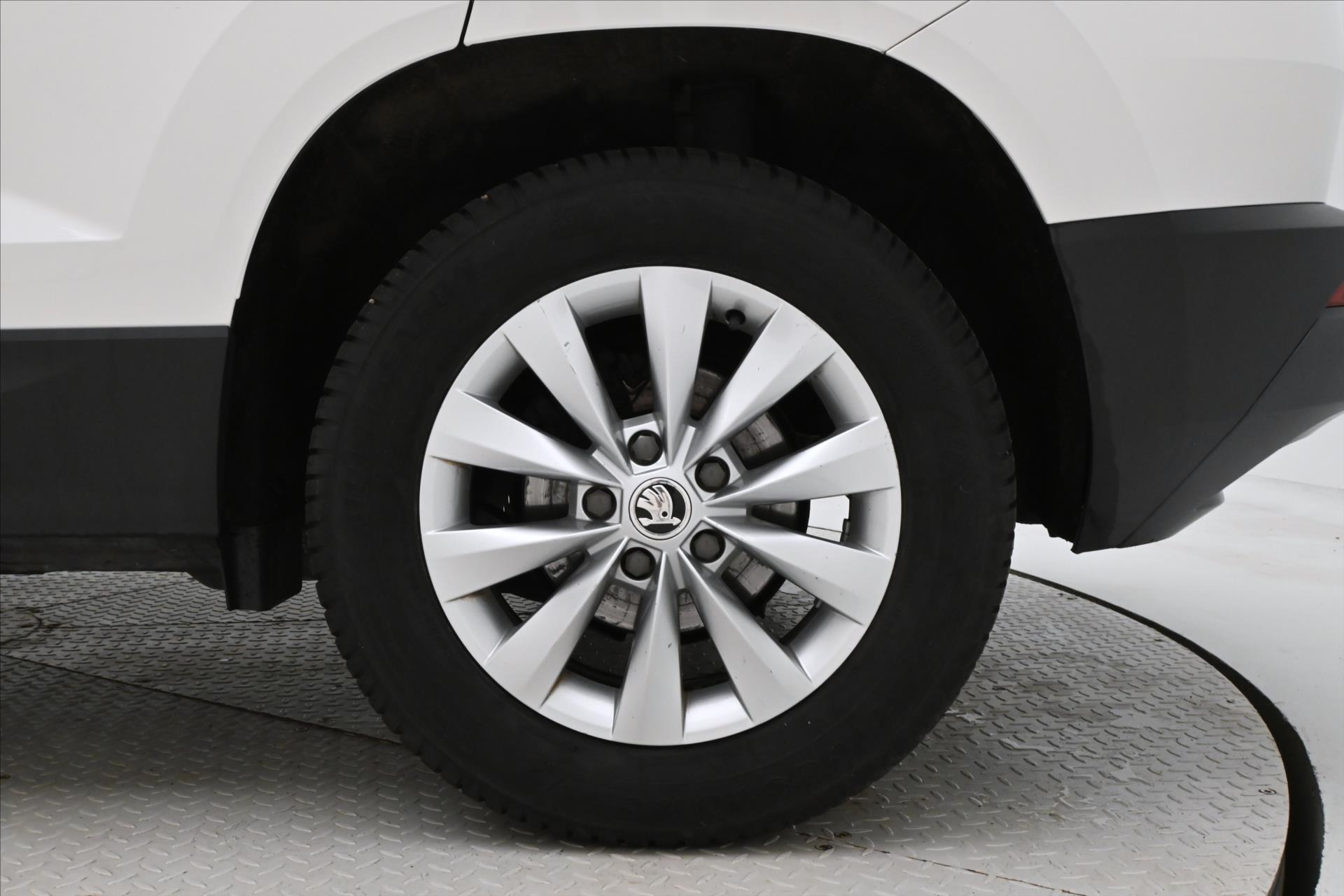 Main photo of the car Skoda Karoq 1.5 TSI 110 kW Ambition Towing Warranty up to 5 years (30)
