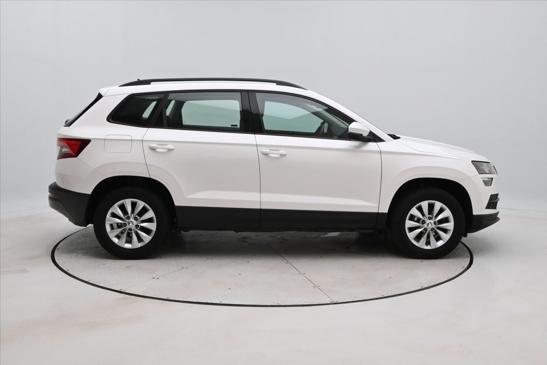 Main photo of the car Skoda Karoq 1.5 TSI 110 kW Ambition Towing Warranty up to 5 years (4)