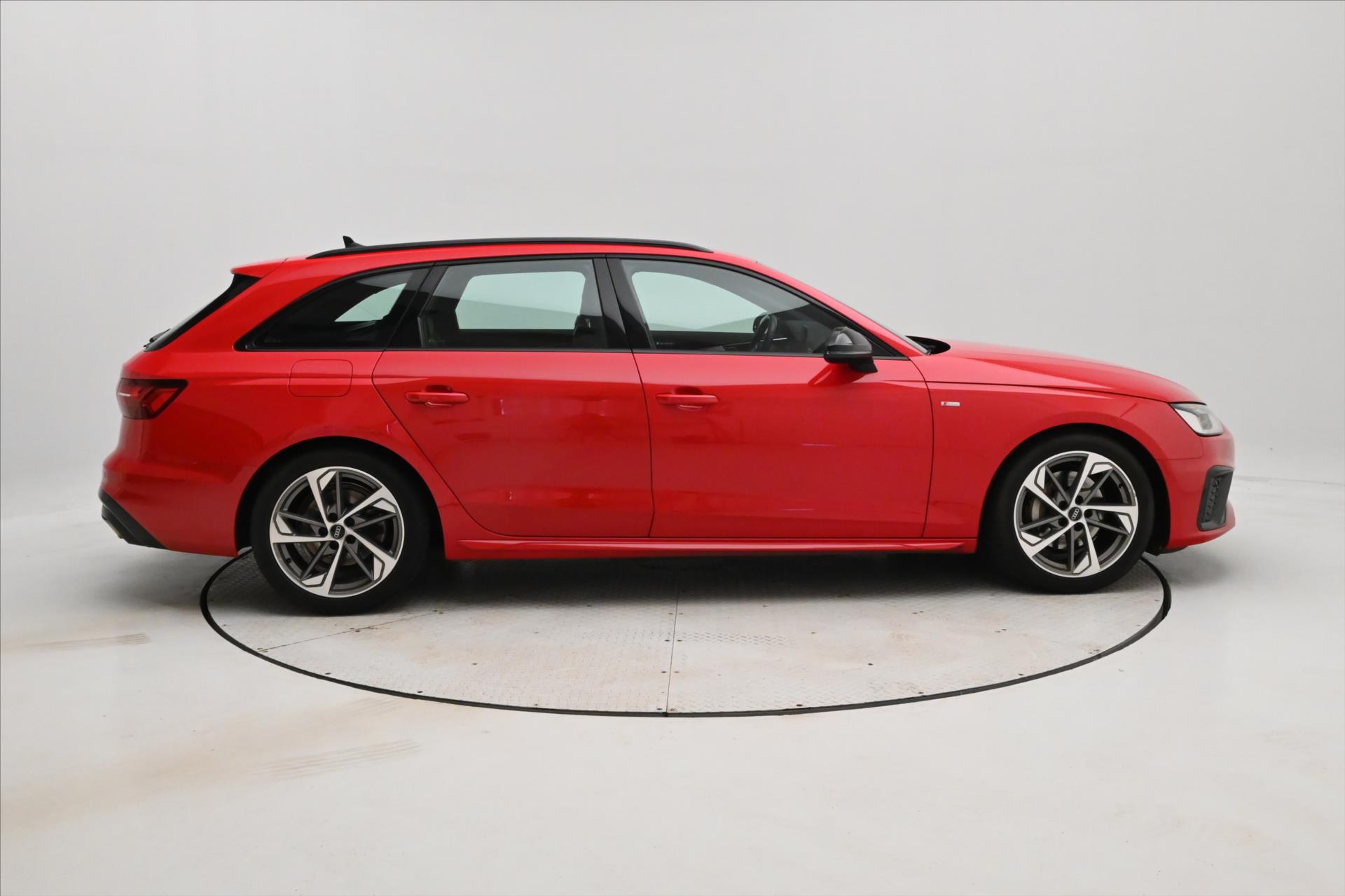 Main photo of the car Audi A4 2,0 40TDI 150kW QUATTRO S-LINE Záruka až 5 let (5)