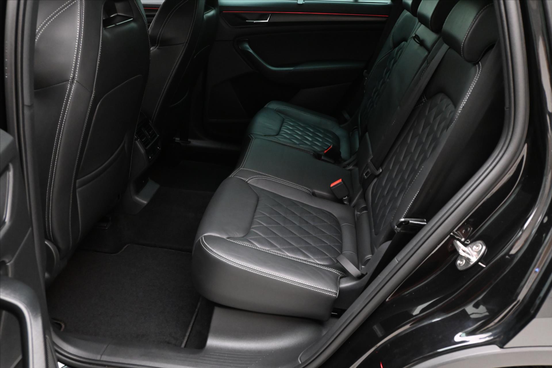 Main photo of the car Skoda Kodiaq 2,0 TDI 147kW DSG 4x4 Sport LINE Záruka až 5 let (14)