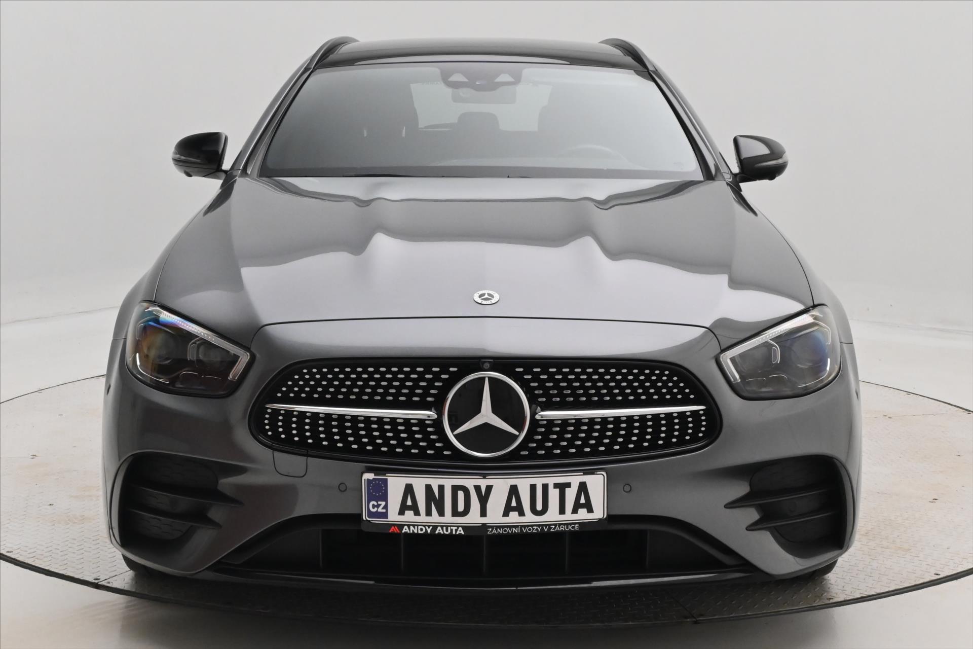 Hlavní fotografie vozu Mercedes-Benz Třídy E 2,0 300de 225kW 4Matic SoH 97% Záruka až 5 let (3)