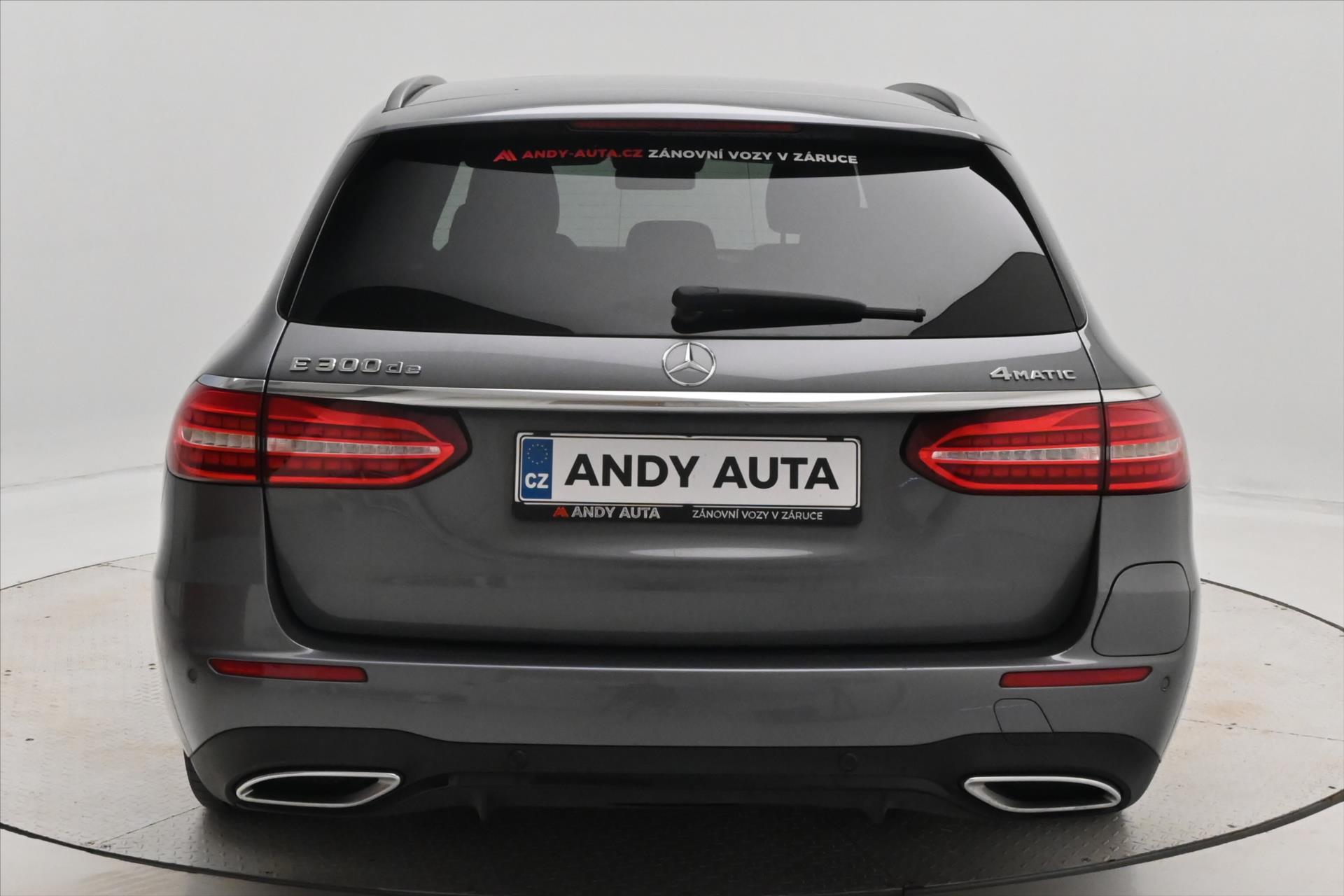 Hlavní fotografie vozu Mercedes-Benz Třídy E 2,0 300de 225kW 4Matic SoH 97% Záruka až 5 let (7)