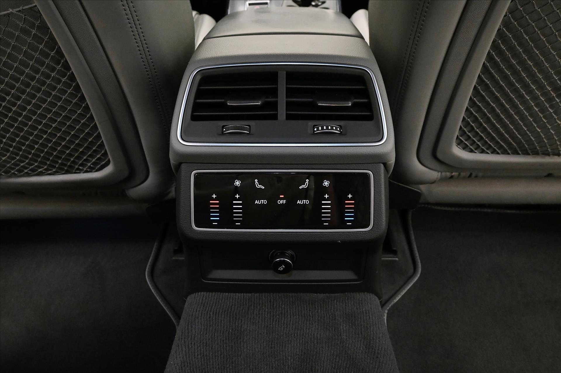 Main photo of the car Audi A6 3,0 TDI 210 kW QUATTRO S-LINE Záruka až 5 let (21)