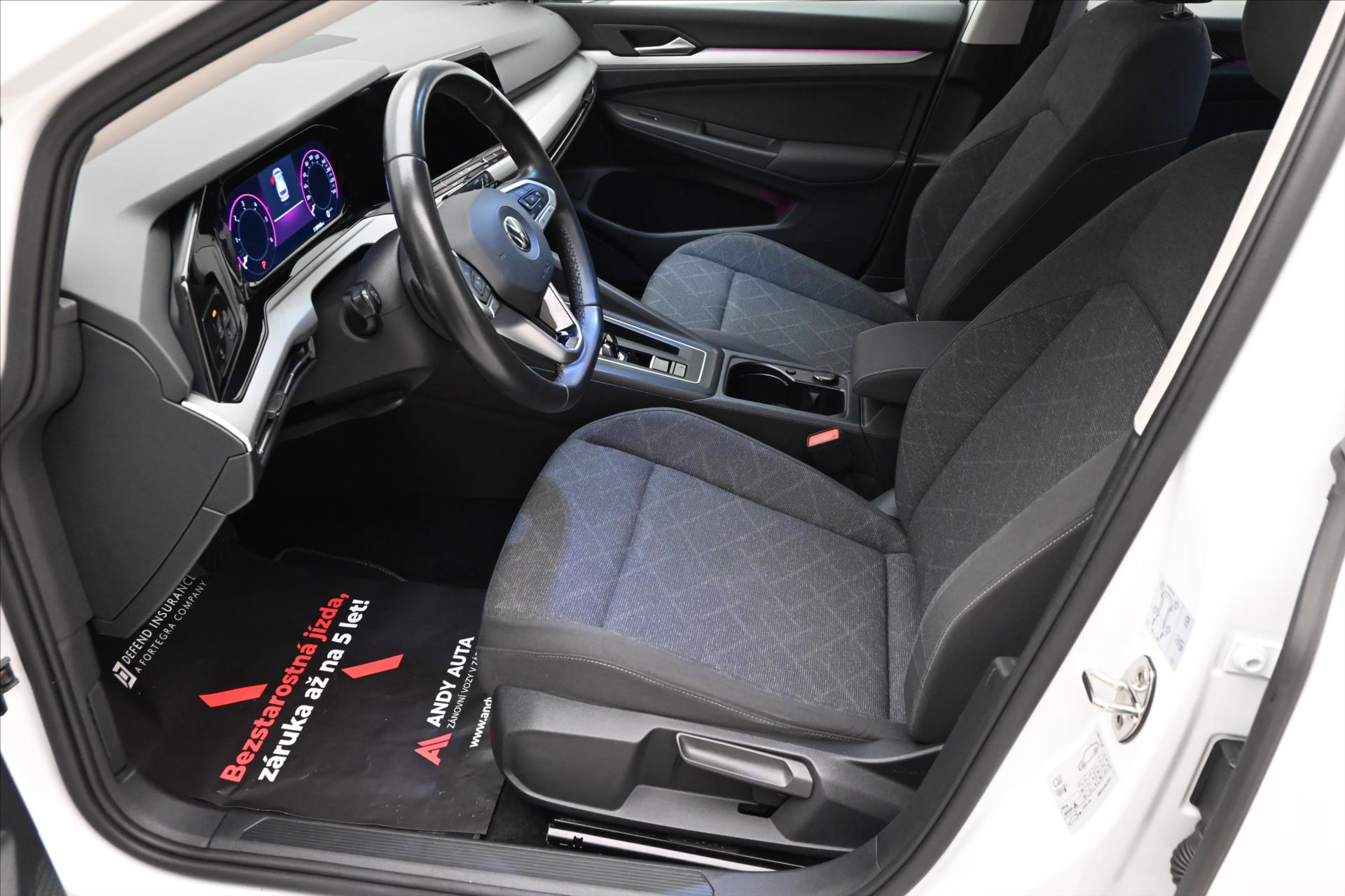 Hlavní fotografie vozu Volkswagen Golf 2,0 TDI 85 kW DSG Life Záruka až 5 let (13)