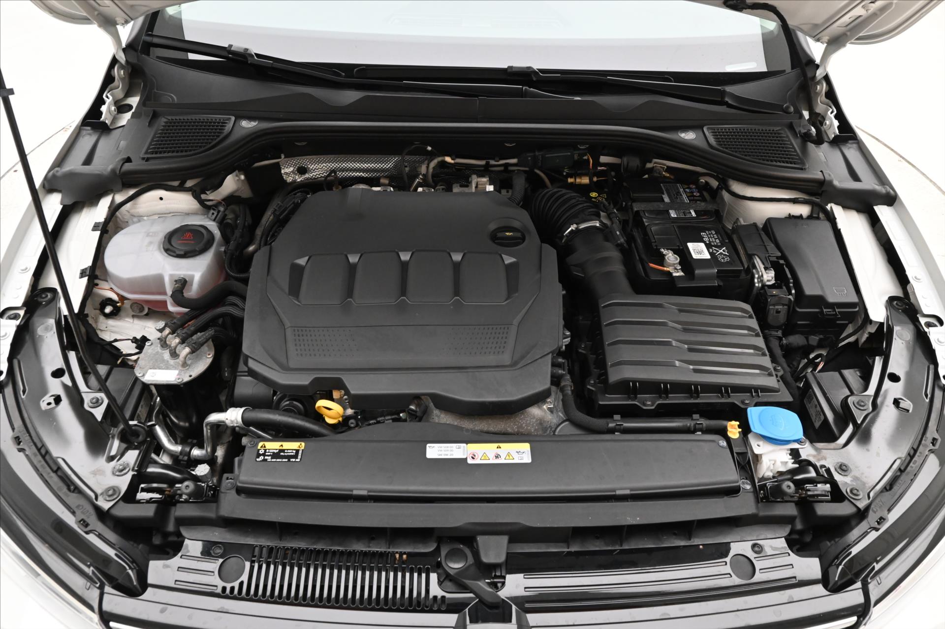 Hlavní fotografie vozu Volkswagen Golf 2,0 TDI 85kW DSG Life Záruka až 5 let (10)