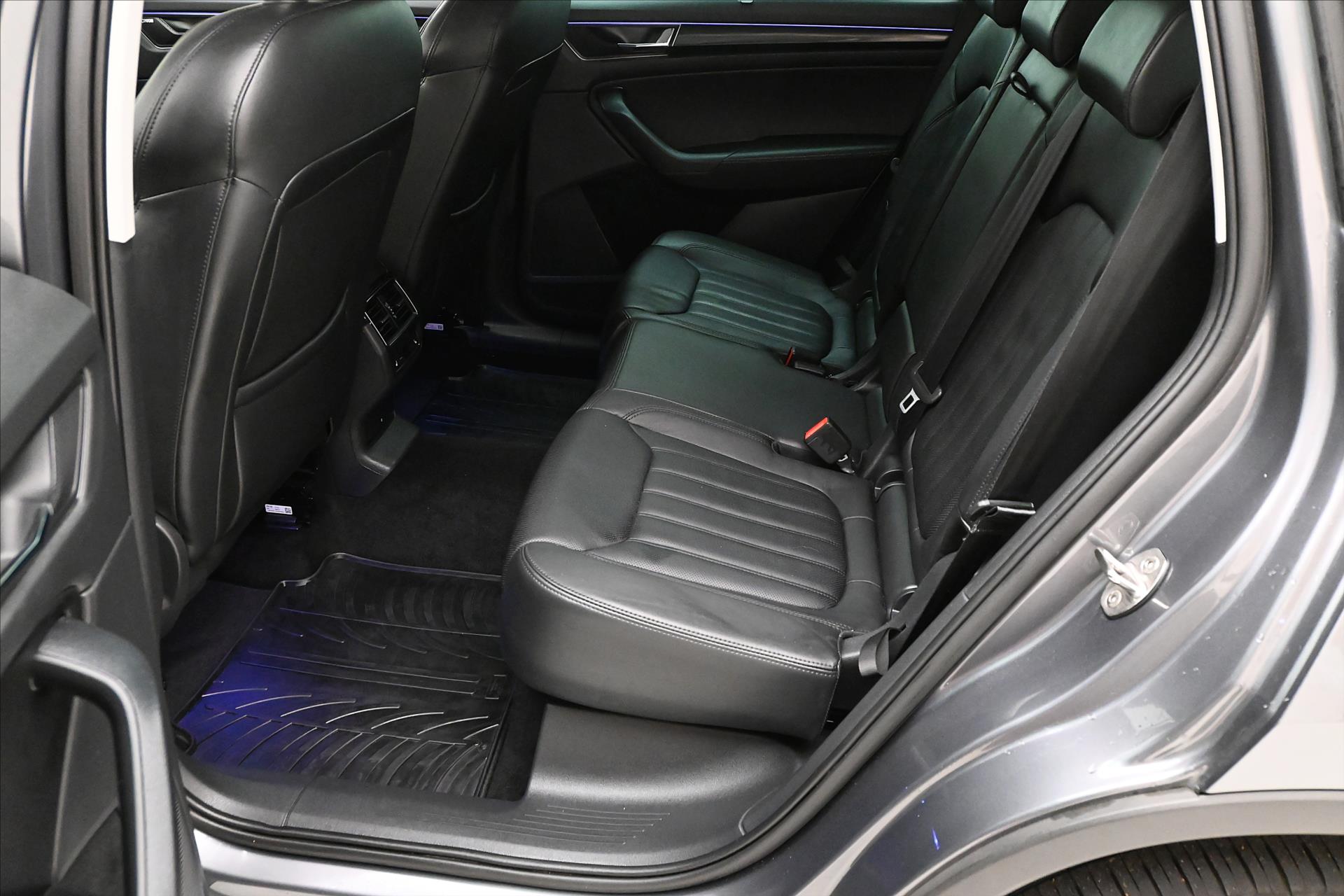 Main photo of the car Skoda Kodiaq 2,0 TDI 147 kW DSG 4x4 L&K Záruka až 5 let (14)