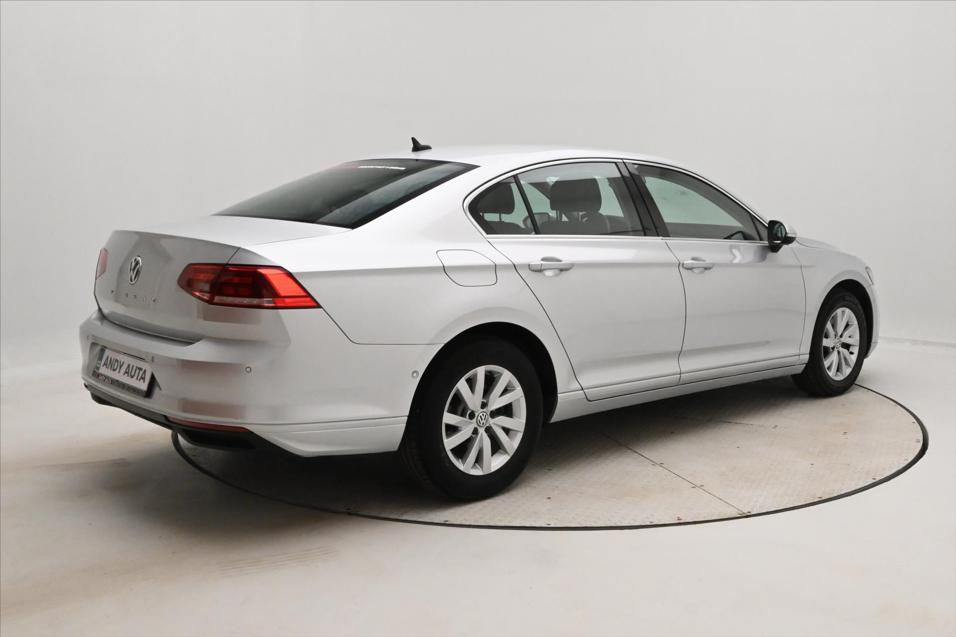 Main photo of the car Volkswagen Passat 2,0 TDI 110kW Business Záruka až 5 let (5)