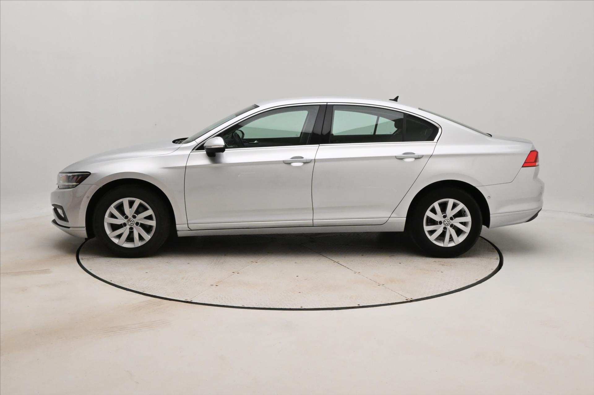 Main photo of the car Volkswagen Passat 2,0 TDI 110kW Business Záruka až 5 let (8)