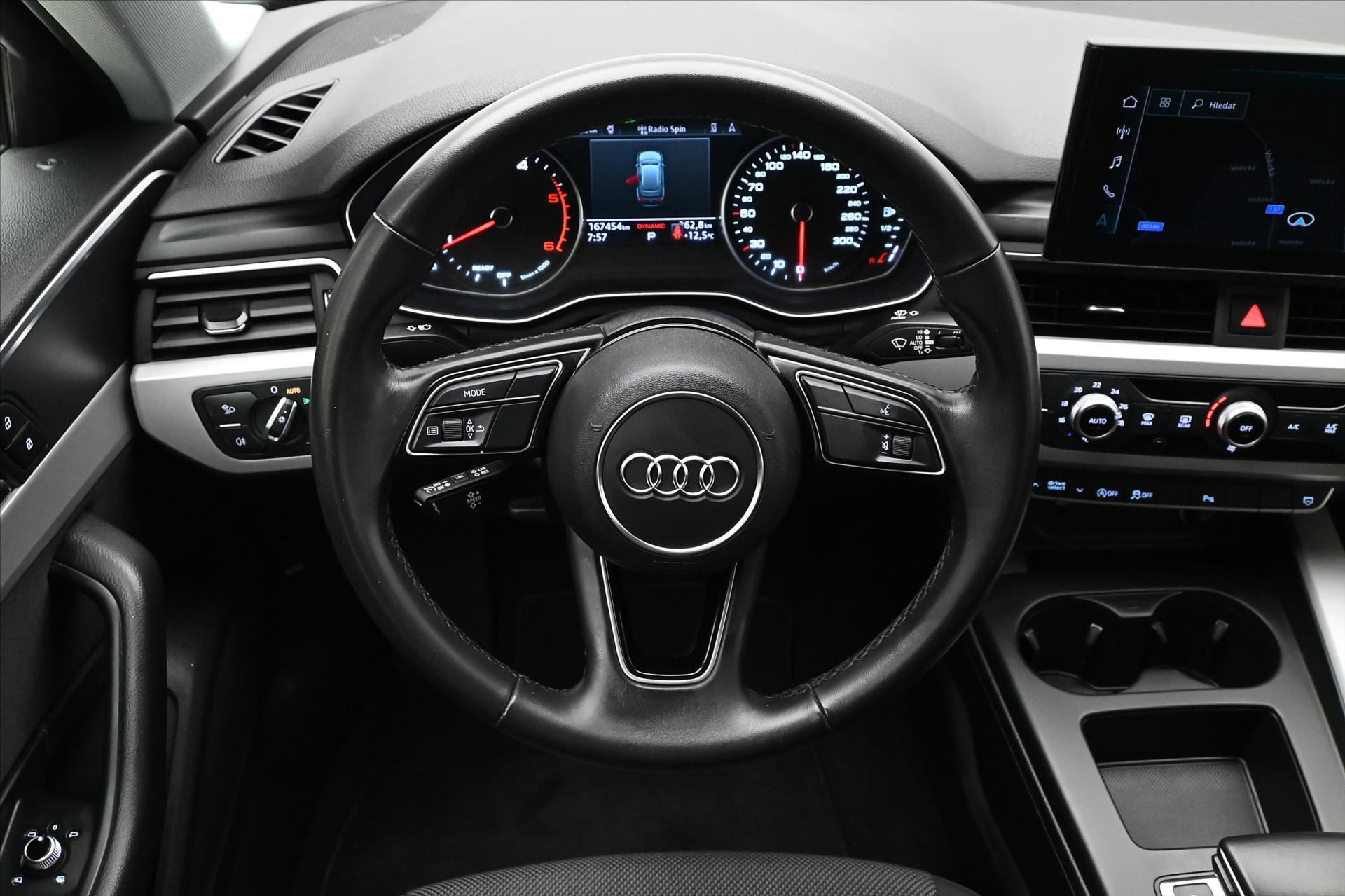 Hlavní fotografie vozu Audi A4 2,0 TDI 120kW DSG Avant Záruka až 5 let (19)