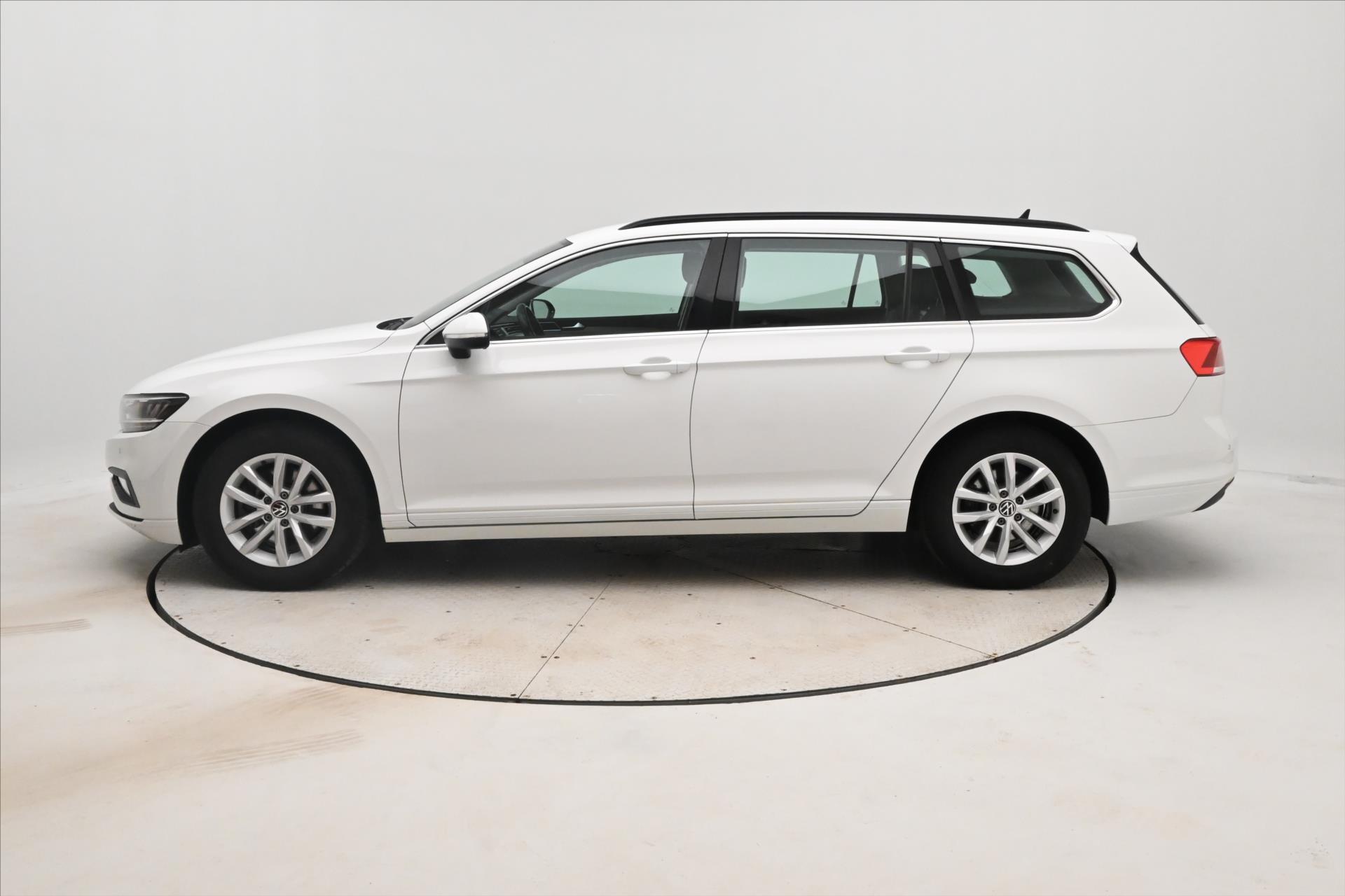 Hlavní fotografie vozu Volkswagen Passat 2,0 TDI 110kW Business Záruka až 5 let (8)