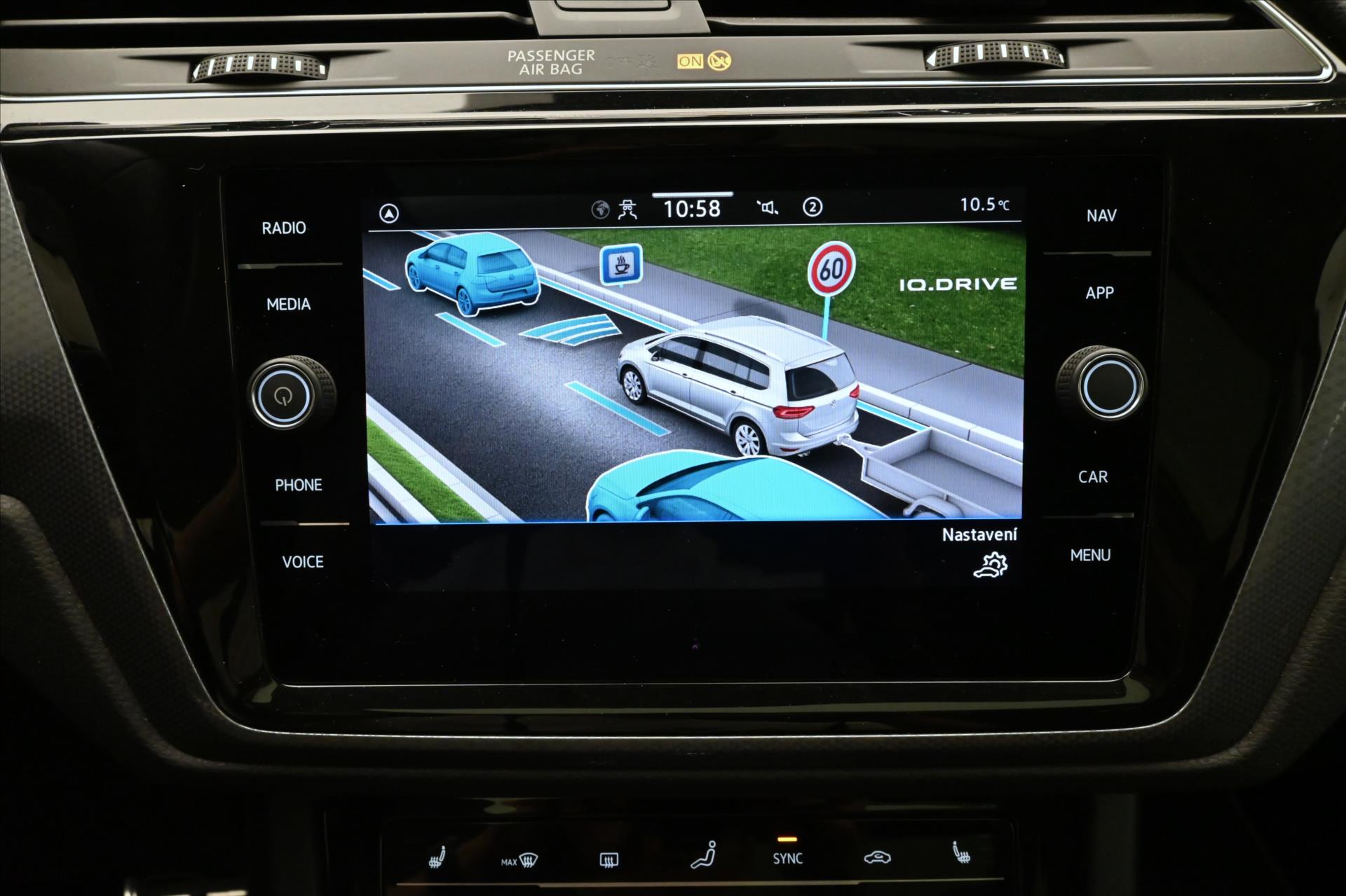 Main photo of the car Volkswagen Touran 2,0 TDI 110kW Active Záruka až 5 let (17)